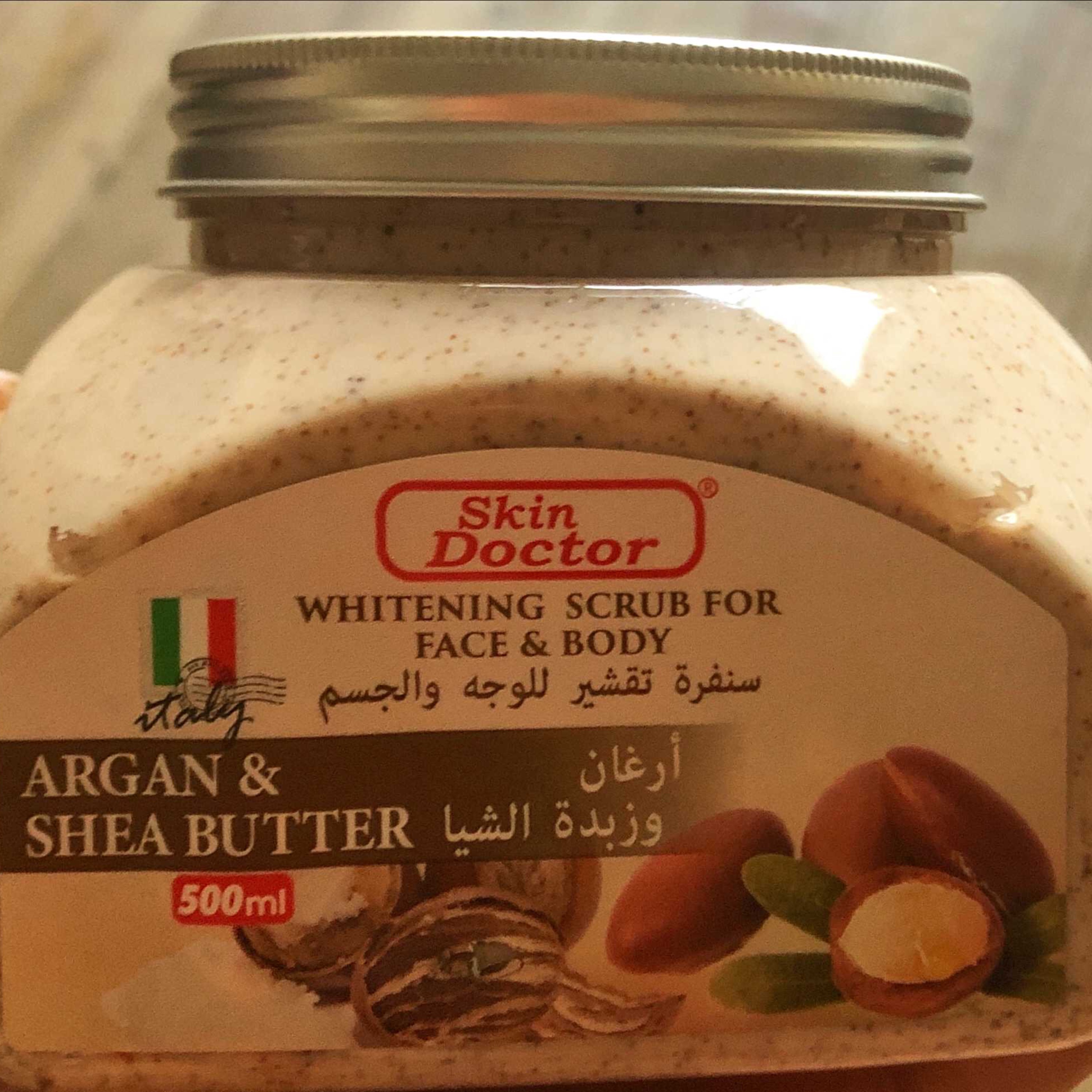 اسکراب صورت و بدن