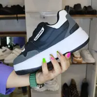 کفش براشکا جذاب و با کیفیت و راحت سایز بندی 37تا40