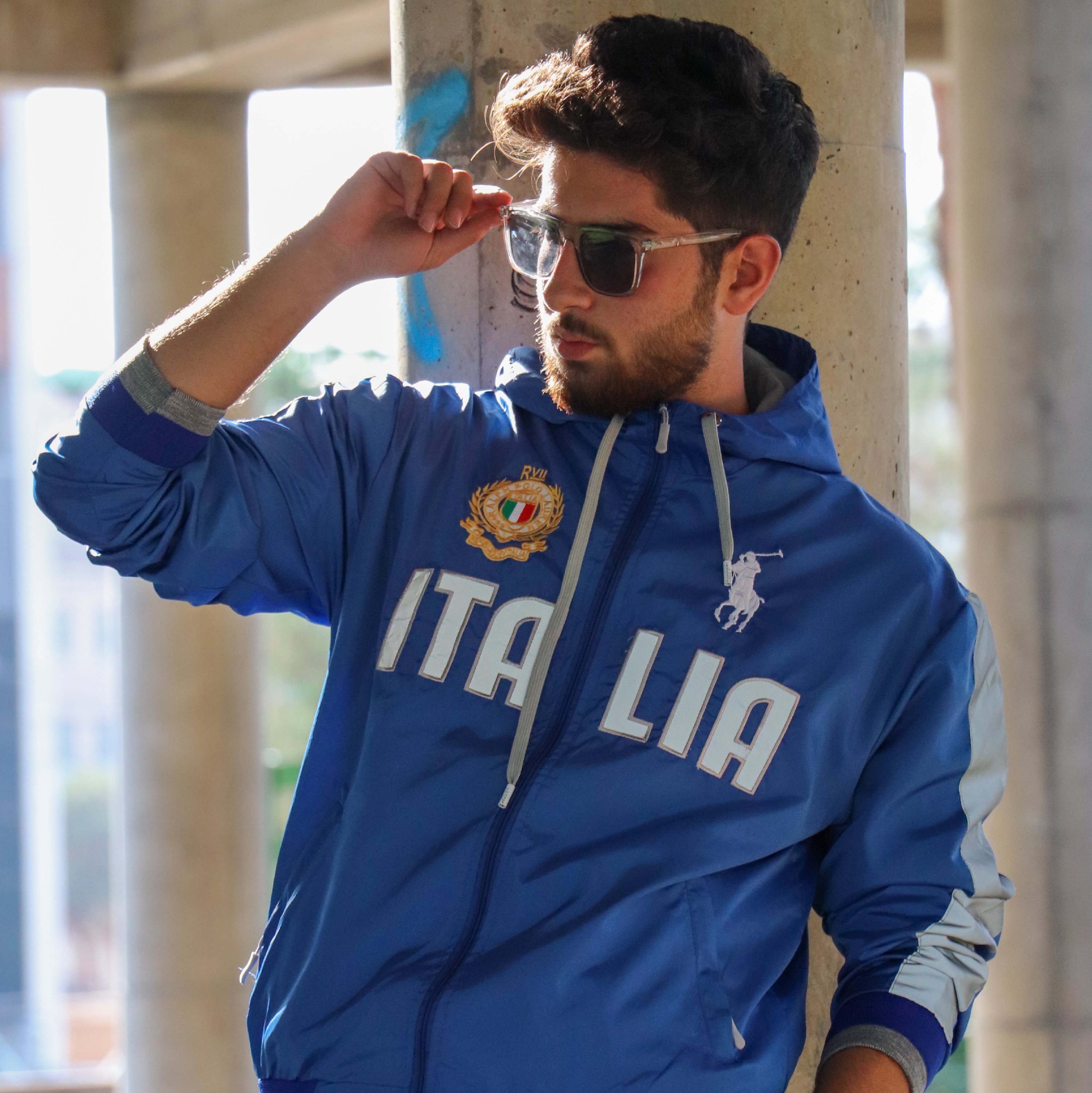 سویشرت مموری(بادگیر شمعی) شبرنگ دار طرح italia(دو تکه)