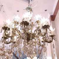 لوستر 8 شاخه . 16 شعله . برنز با میان شاخه 