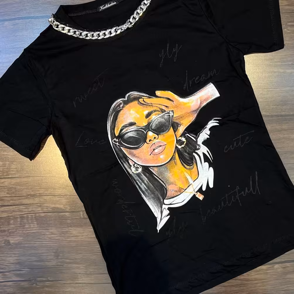 تیشرت چهره زنجیر دار