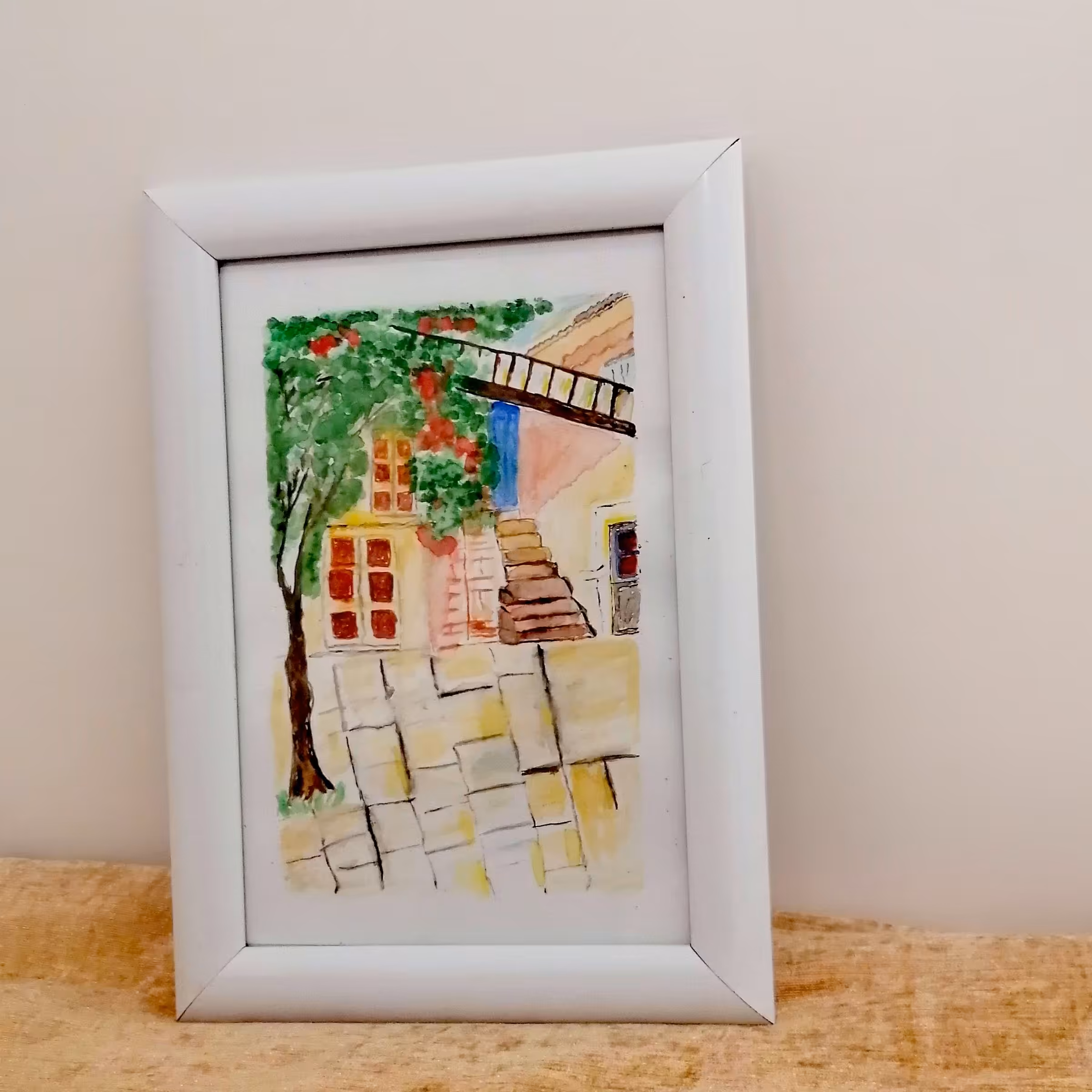 نقاشی خانه قدیمی و گل ها. در فضای قدیمی منظره ای چشم نواز به تصویر کشیده شده است.