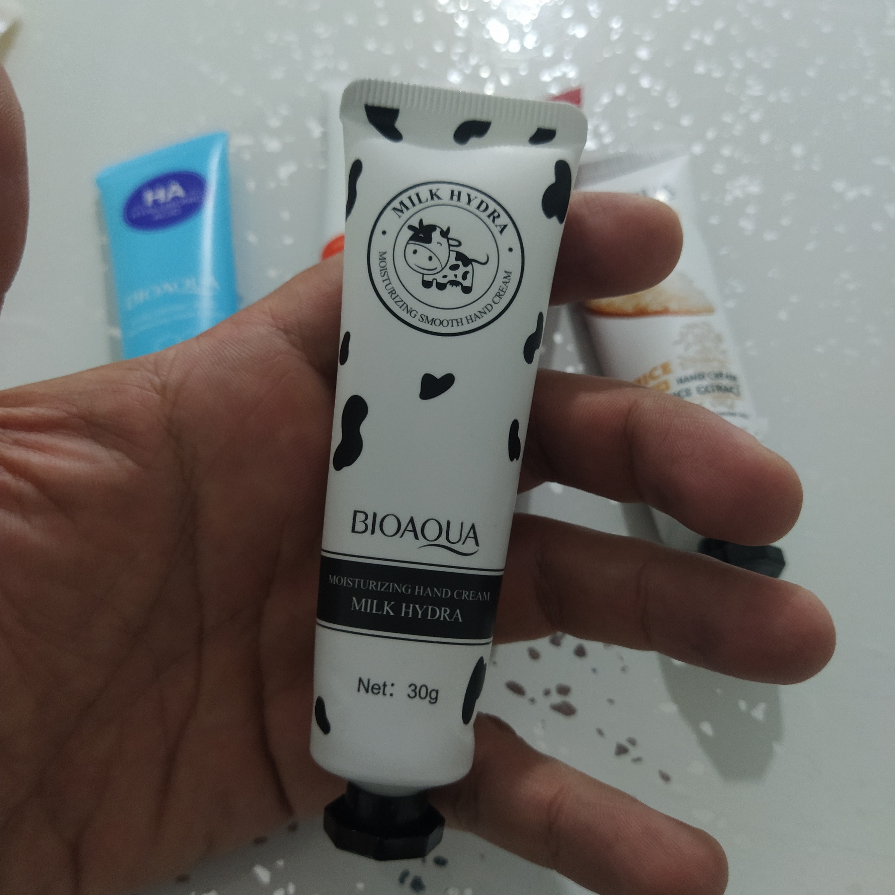 کرم ابرسان بیوآکوا عصاره شیرگاو