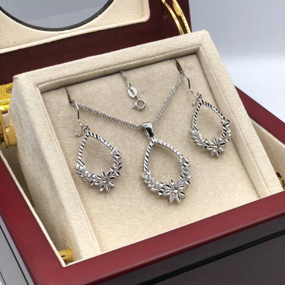 نیمست تراش نقره