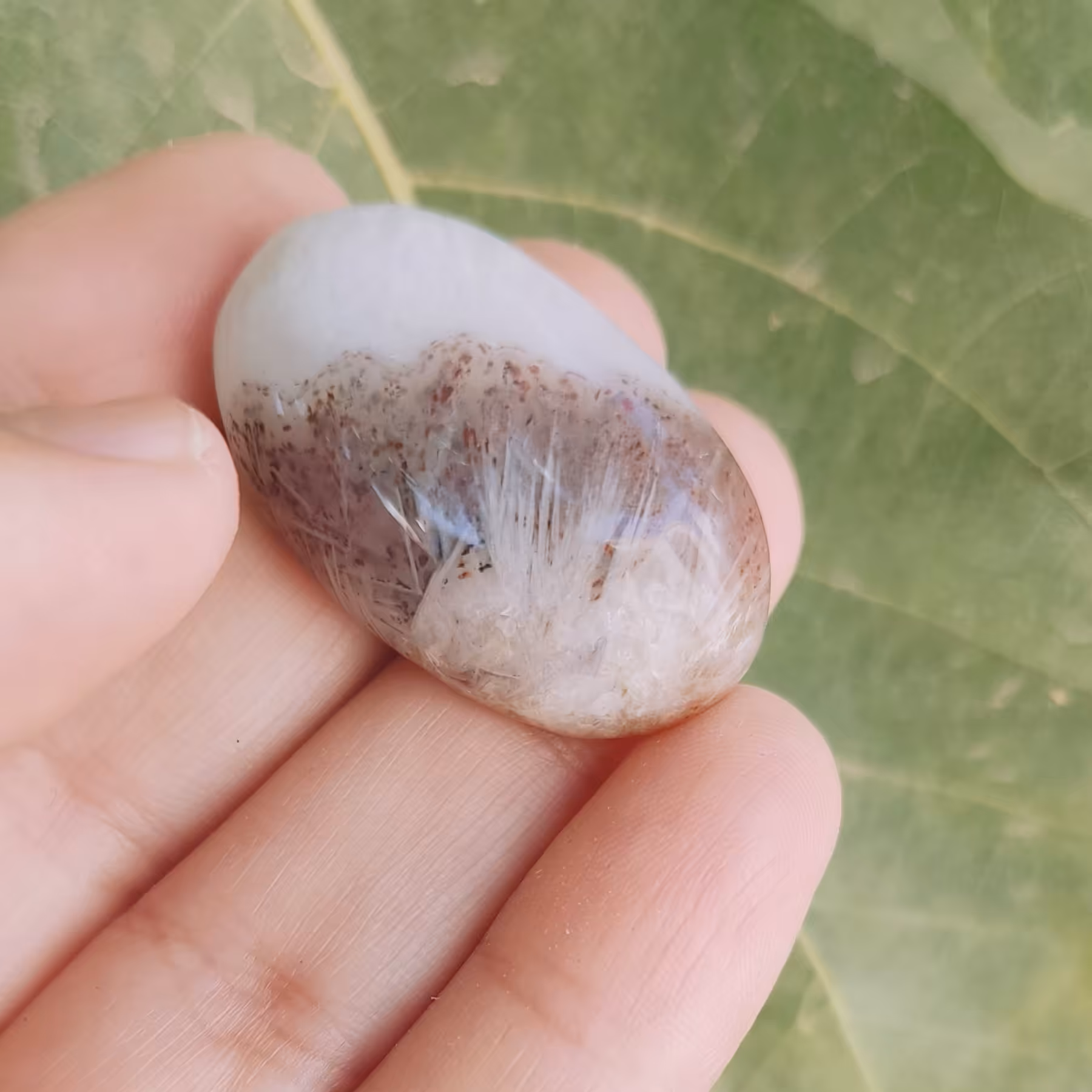 نگین سنگ سه رنگ