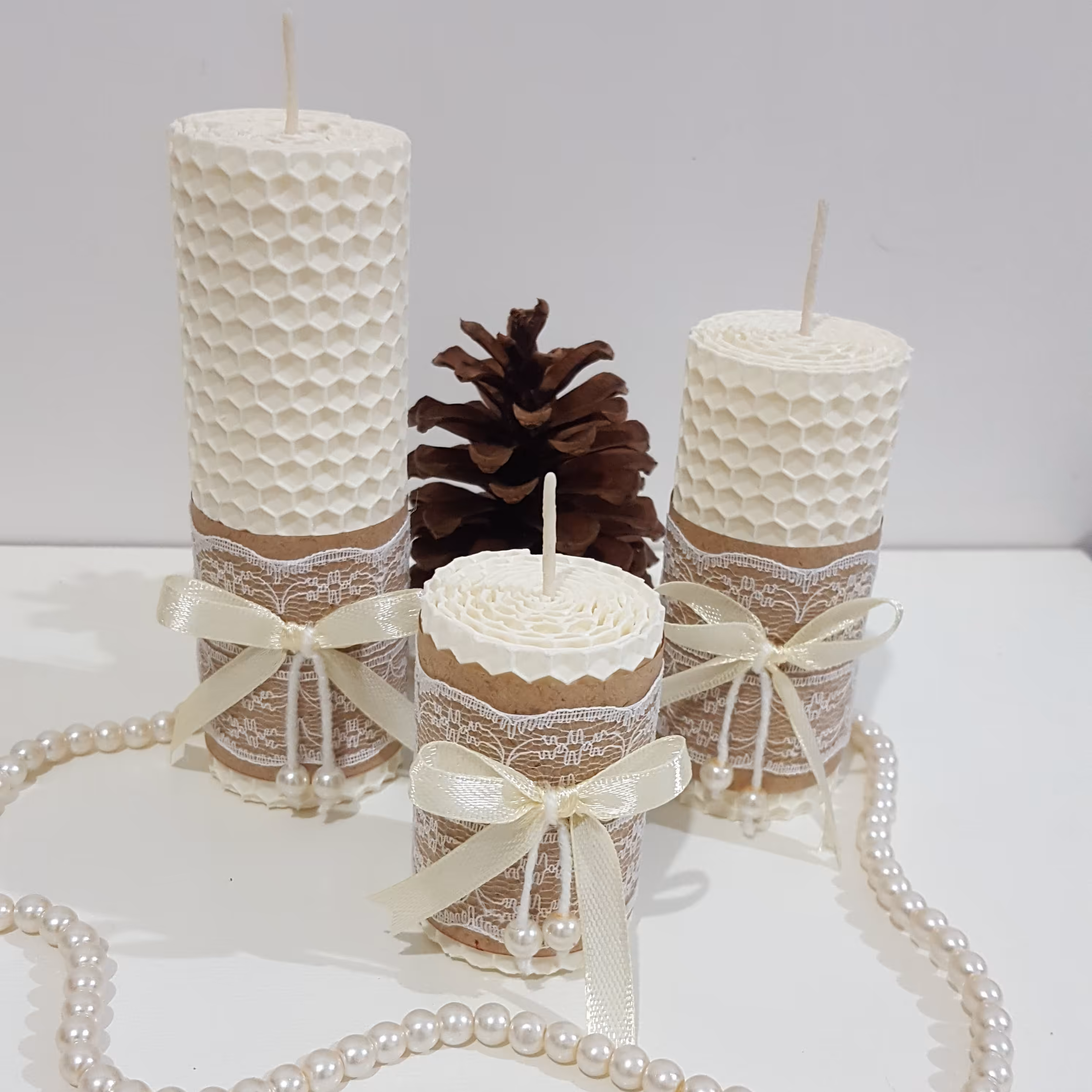 پک سه عددی شمع موم عسل سفید،ست شمع بیزوکس،ست هدیه