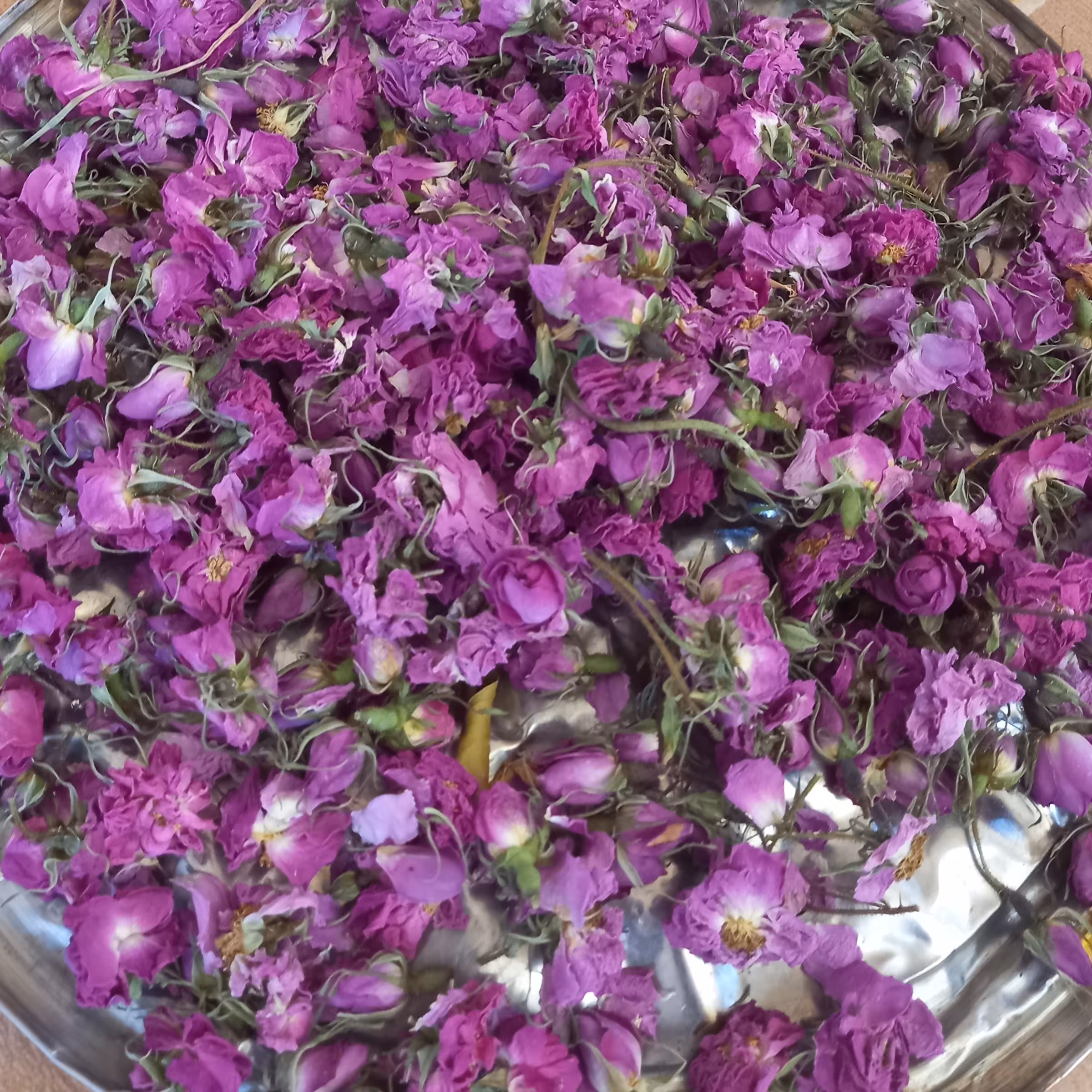 گل محمدی امسالی سایه خشک معطر 1000گرم