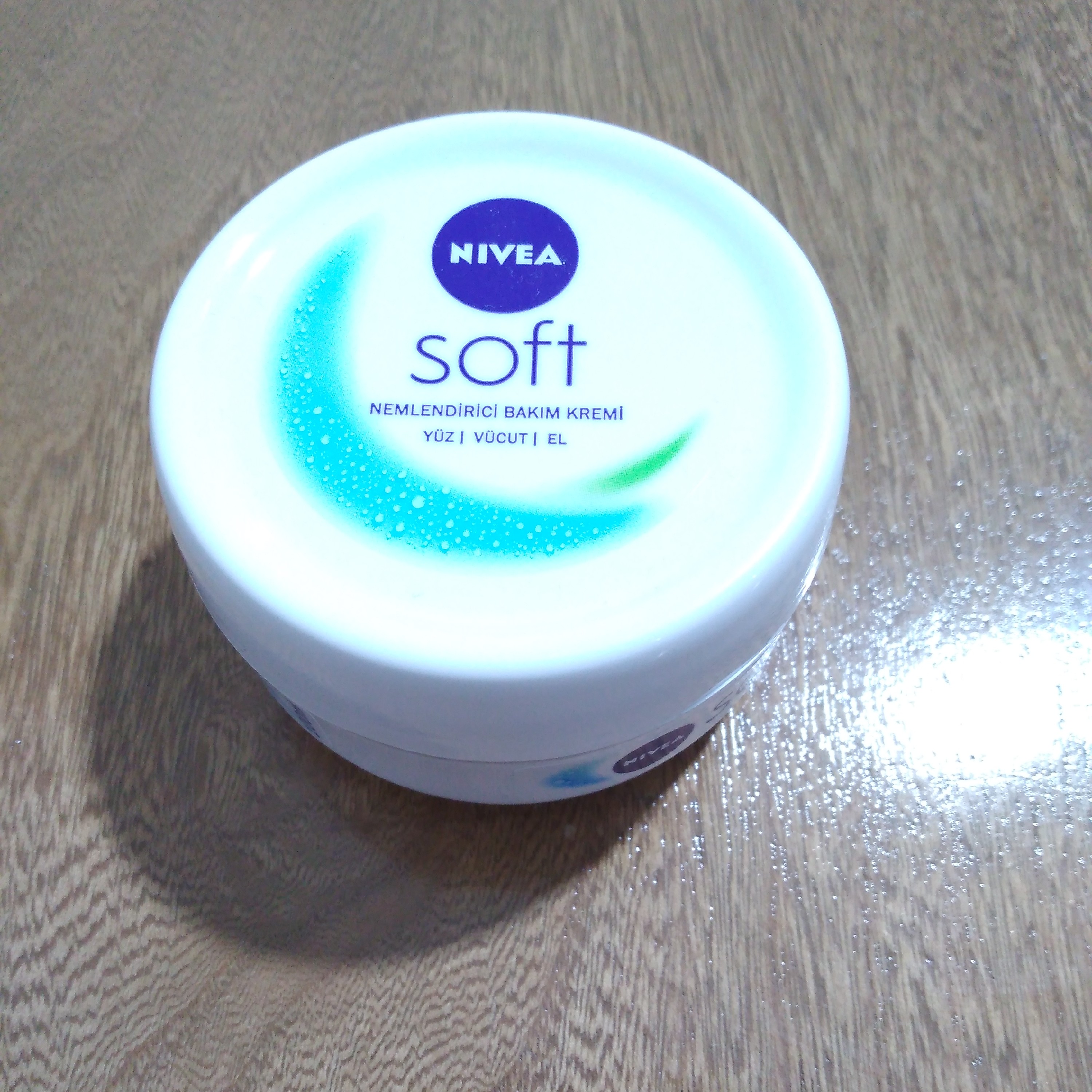 کرم نیوا سافت اصل آلمانی Nivea Soft کاسه ای 100 میلی لیتری