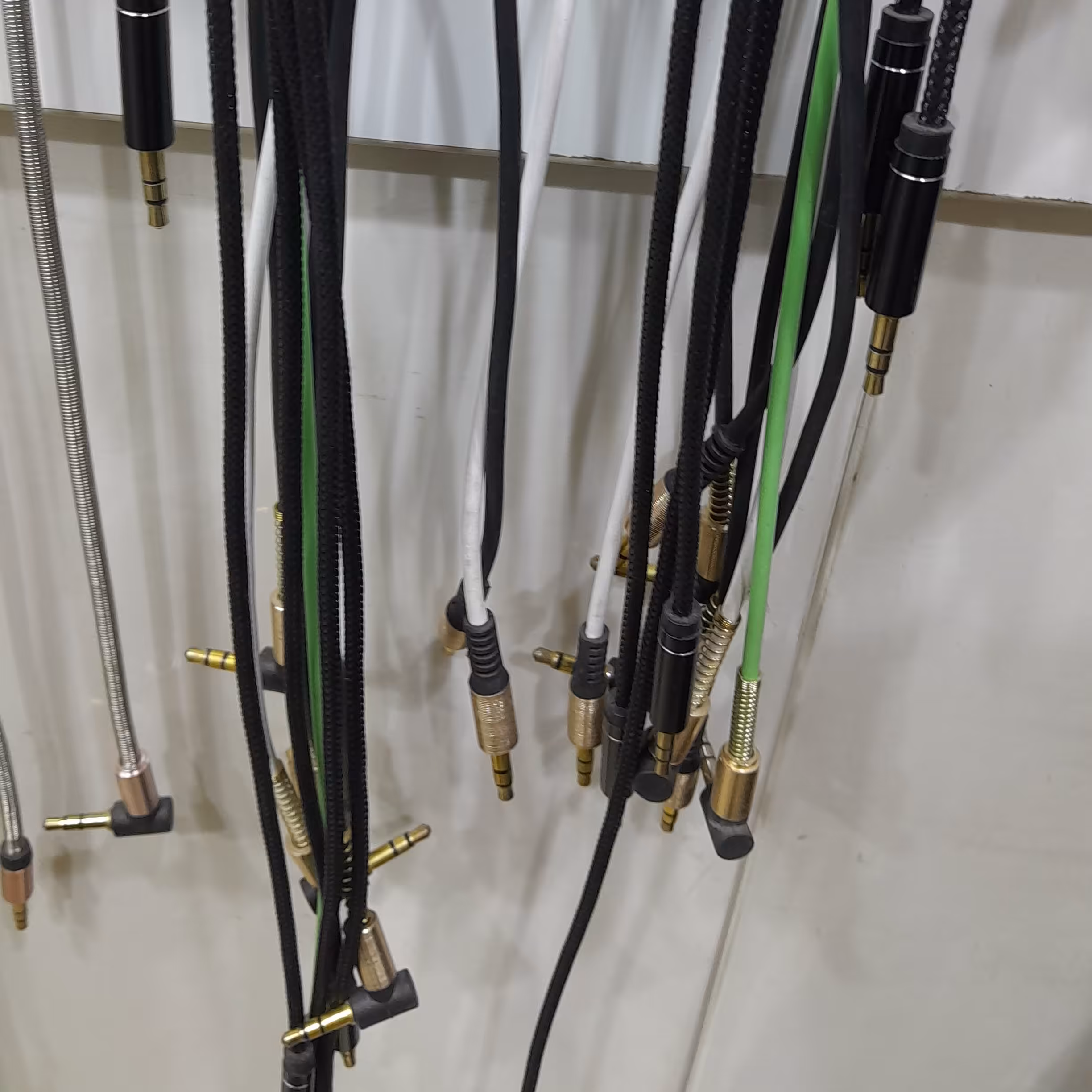 ا . aus سرفنری جنس عالی یک متری