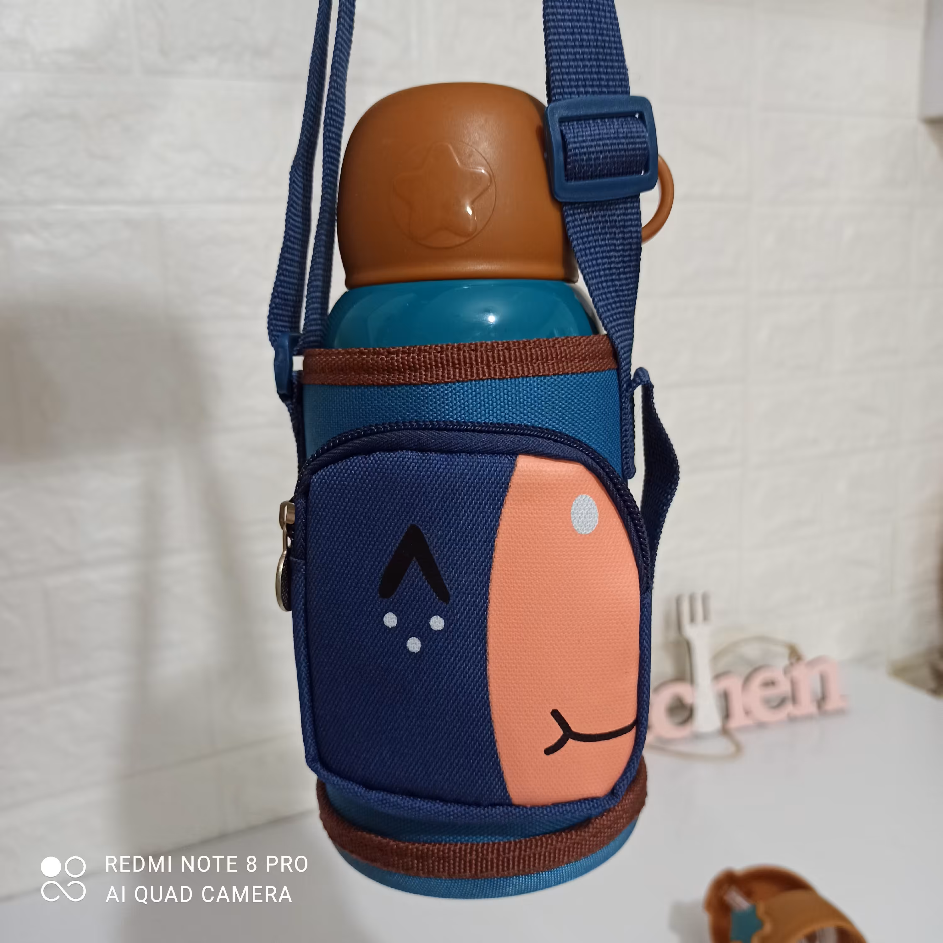 قمقمه استیل دوجداره با کیف برزنتی و دوسری مختلف وار داتی