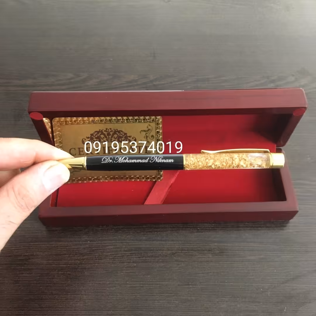 خودکار روکش طلا گلد فویل دار با جعبه و شناسنامه باحک اسم 