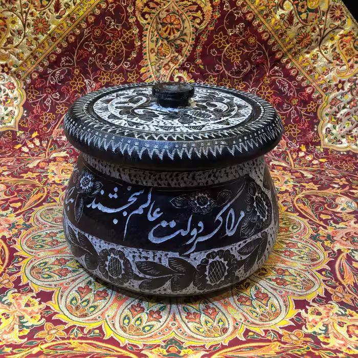 دیزی سنگی مادر