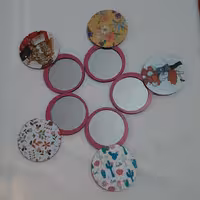 آینه دخترانه با طرح های متنوع