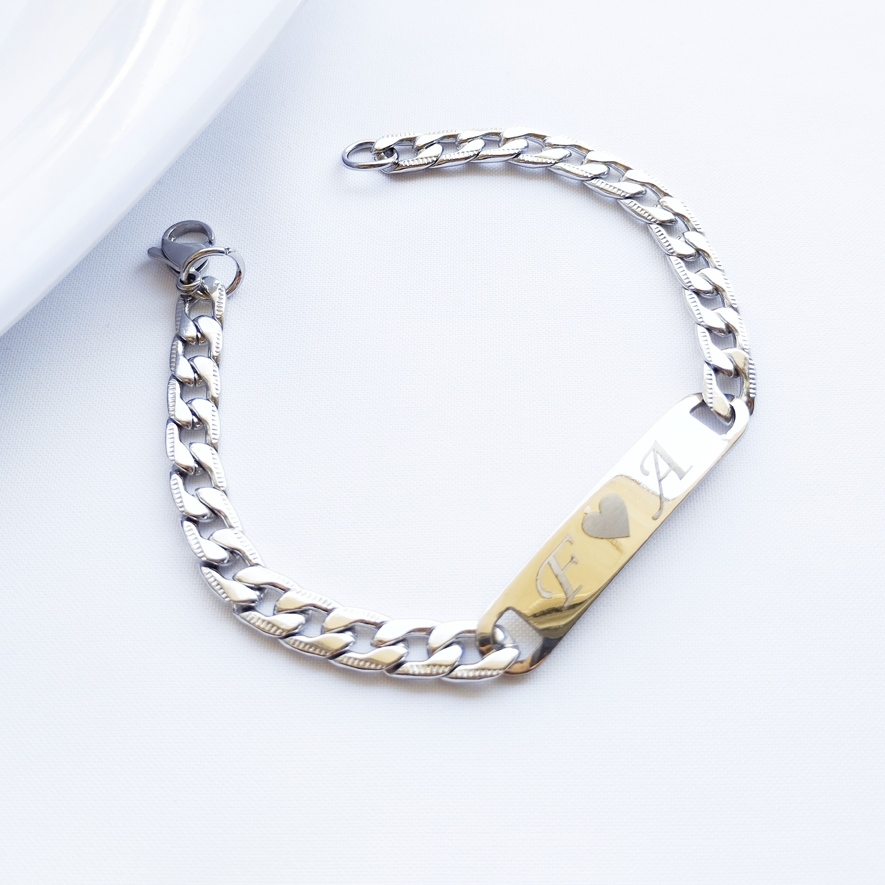 دستبند حکاکی اسم دلخواه شما استیل رنگ ثابت