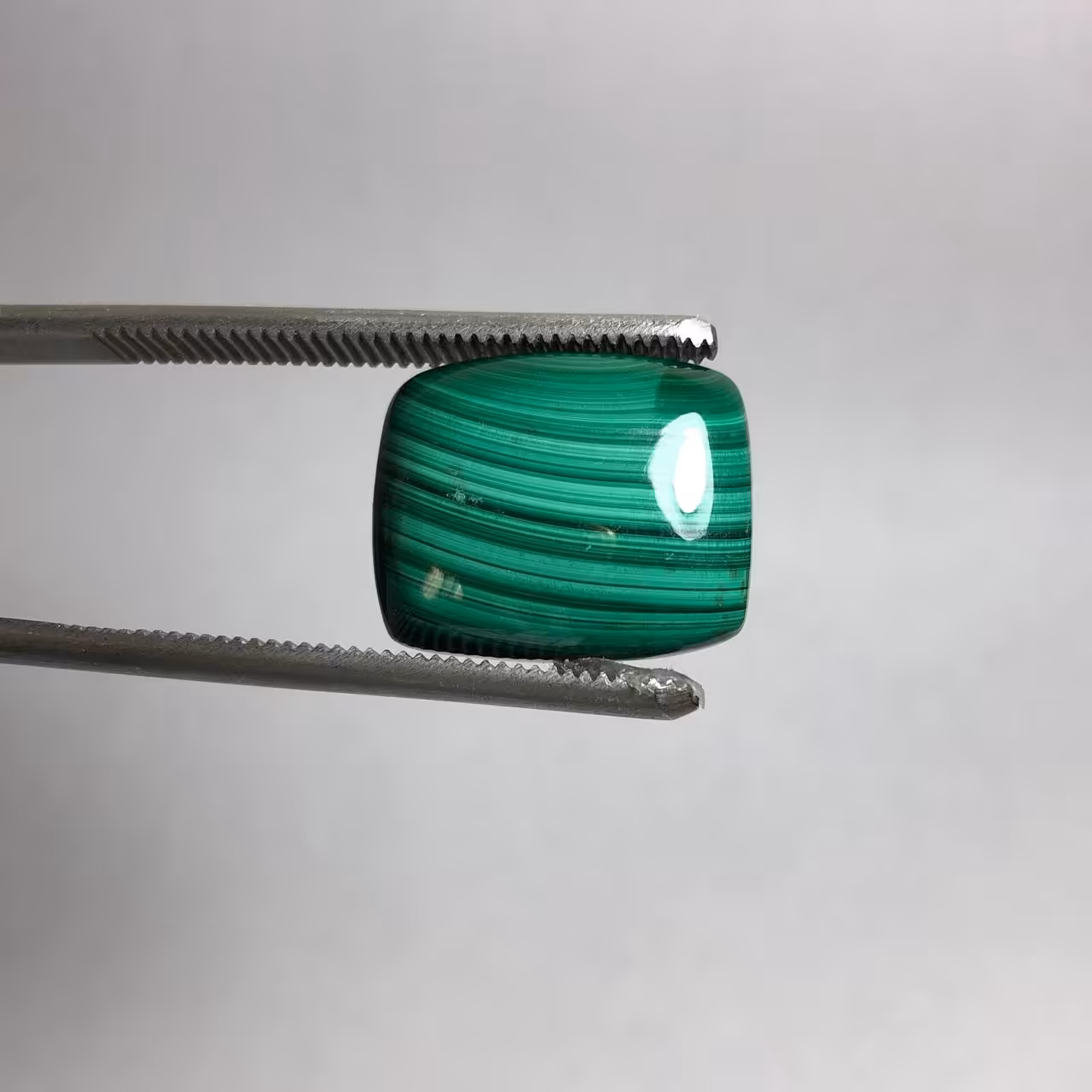 سنگ چهارگوش مالاکیت طبیعی سبزرنگ 240569