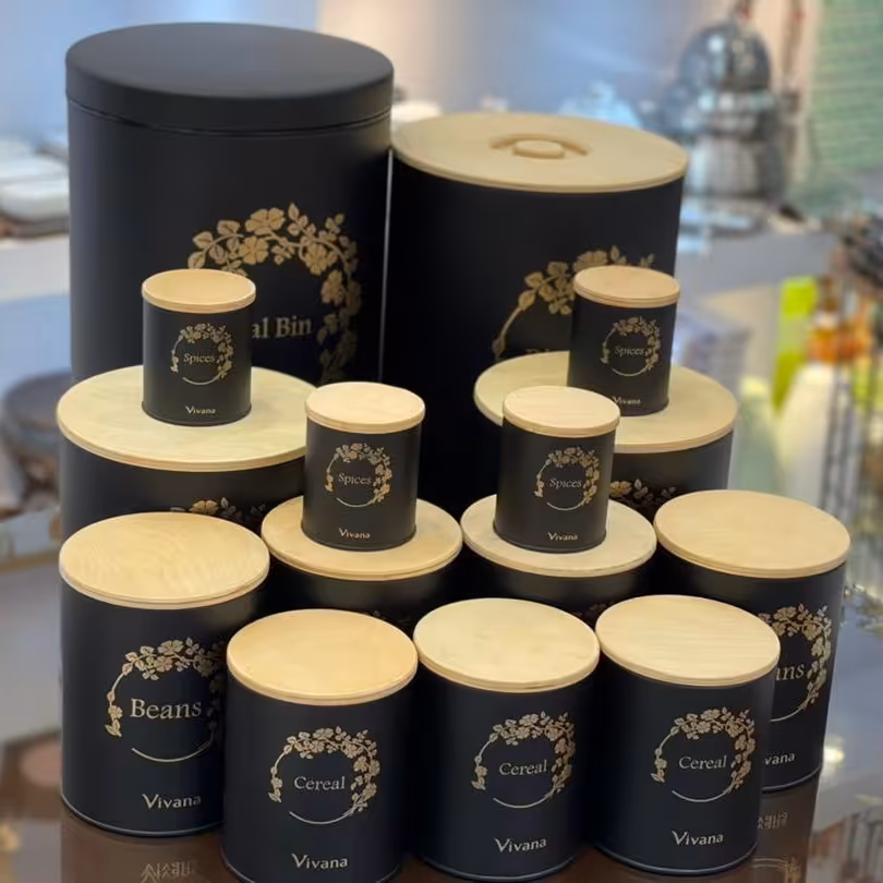 سرویس  اشپزخانه15 پارچه در سه رنگ هزینه ارسال پس کرایه است 