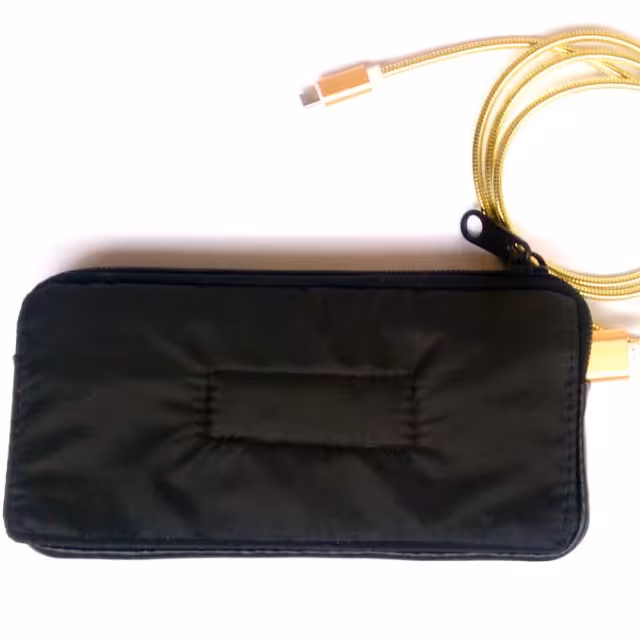 کیف پاور بانک و لوازم جانبی