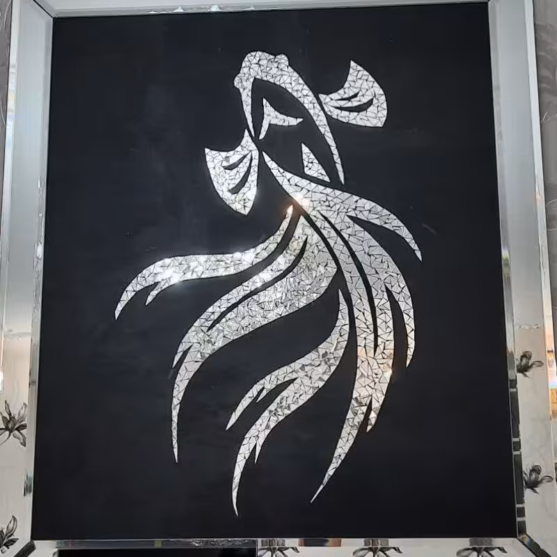 تابلو طرح ماهی آینه کاری شده