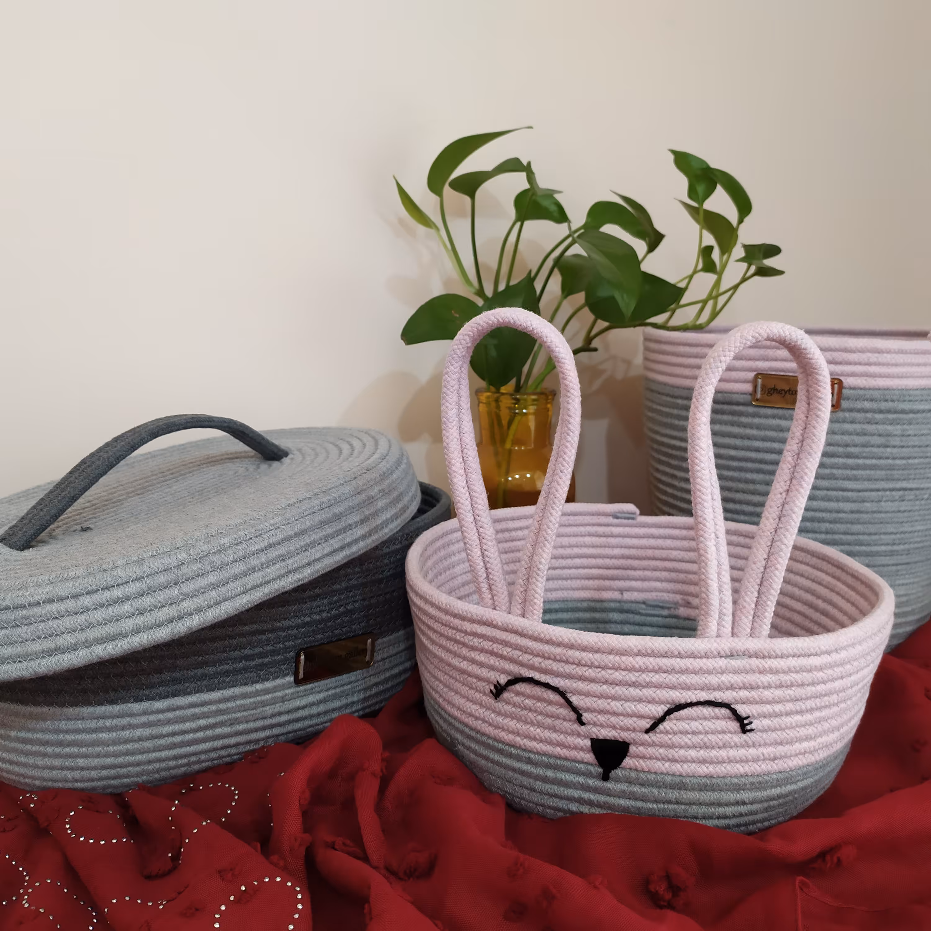 سطل زباله  سبد خرگوشی  باکس درب دار قیطان 