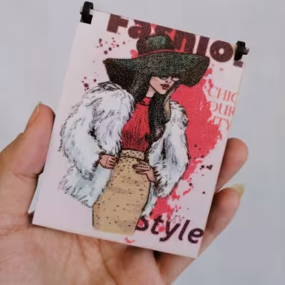 آینه جیبی چوبی فانتزی طرح دختر