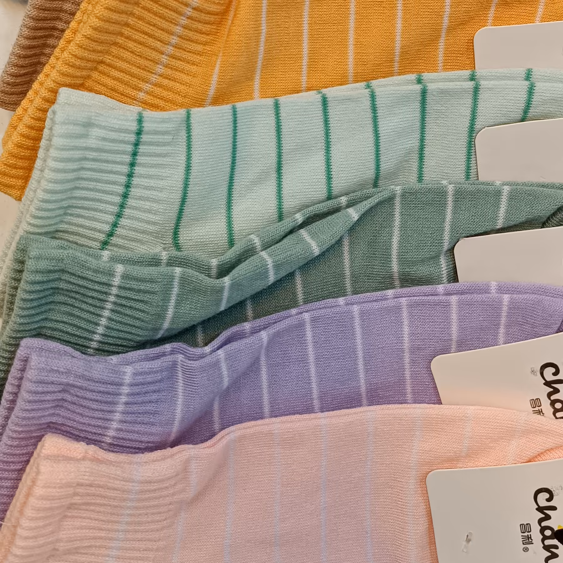 جوراب مچی راه راه نخی وارداتی فری سایز در رنگ بندی 