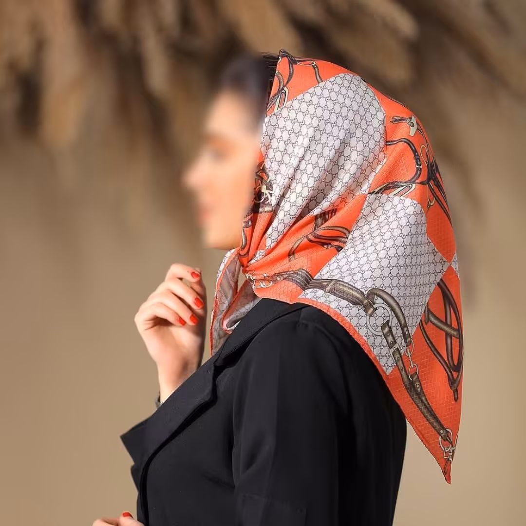 مینی اسکارف (باندانا) طرح  گوچی  رنگ سفید نارنجی ارسال رایگان 