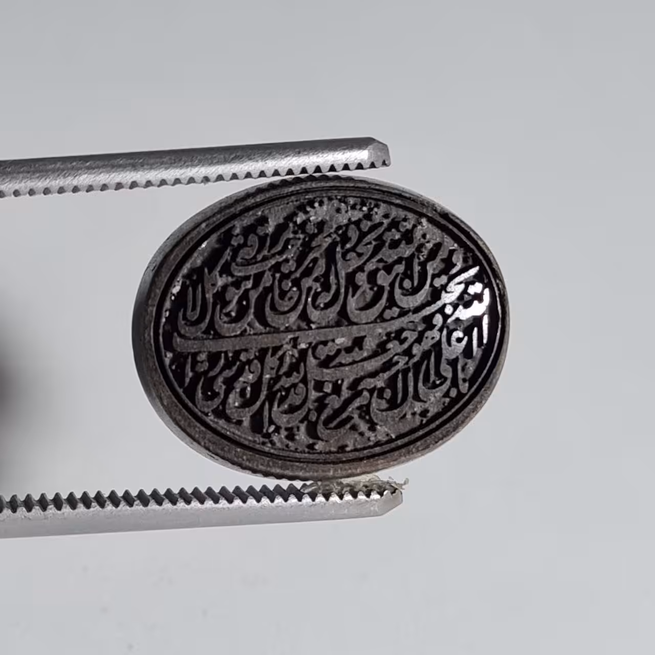 نگین اصل حدید خطی درجه یک 5785