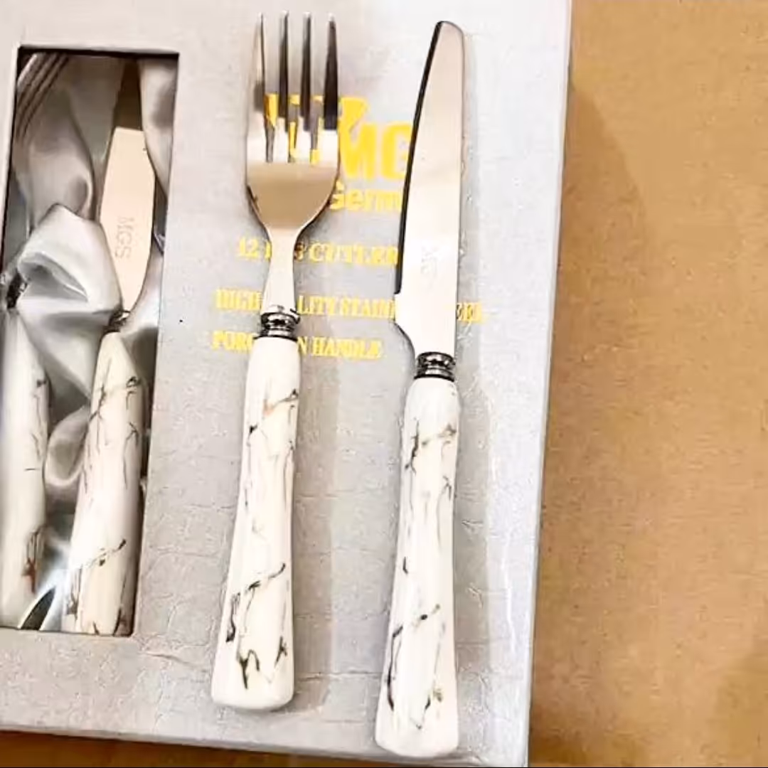 کارد و چنگال