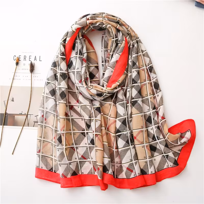 شال قرمز مشکی طرح باربری