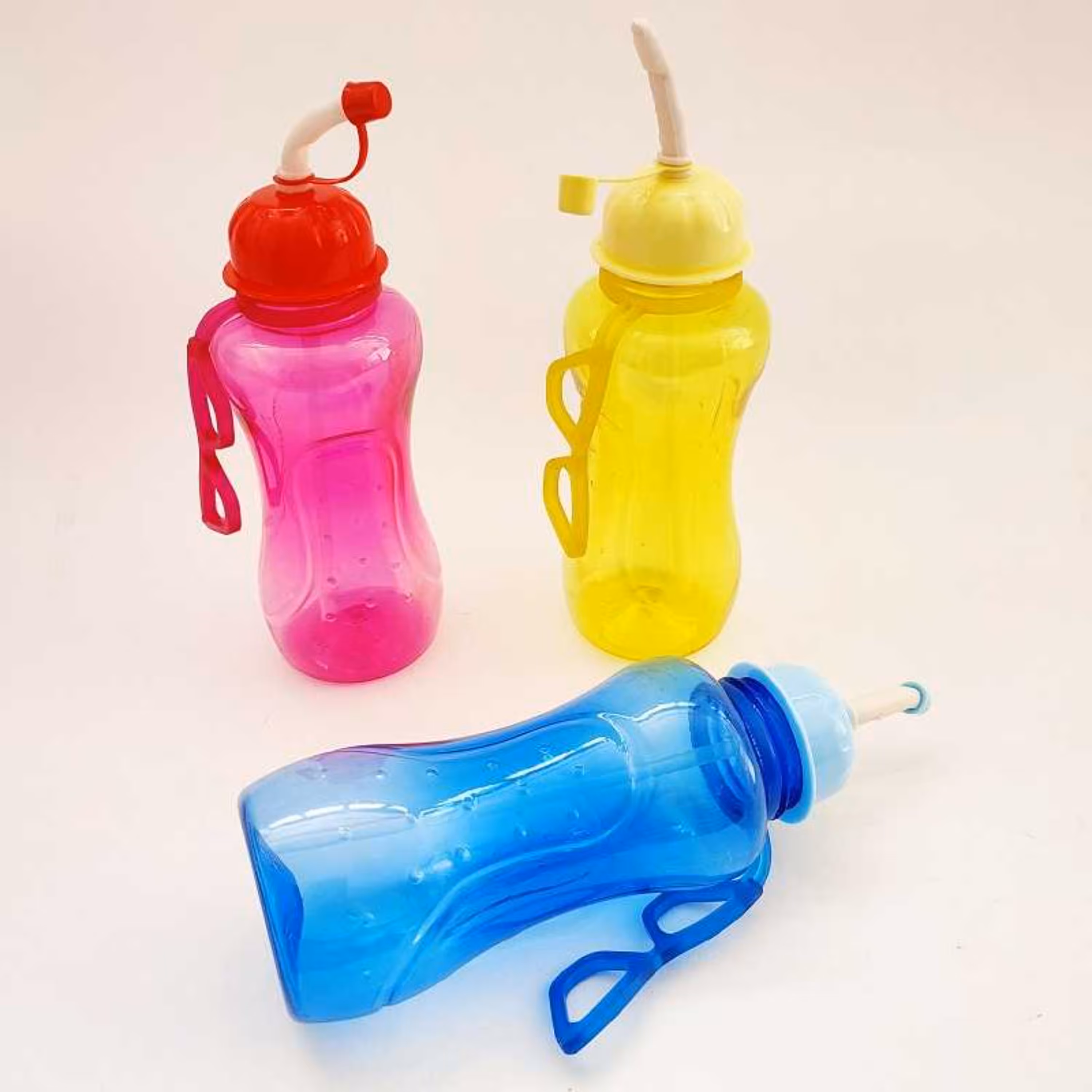 قمقمه  مدرسه 300 سی سی  نی دار عینکی پلاستیکی  