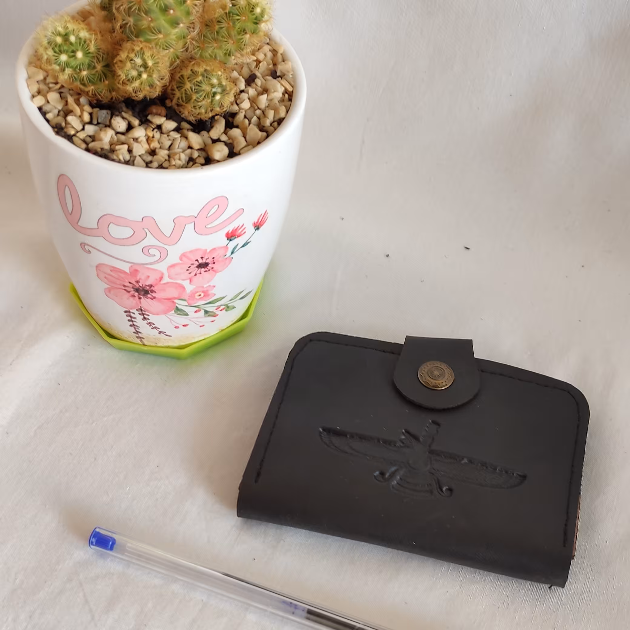 جاکارتی چرم طرح فروهر