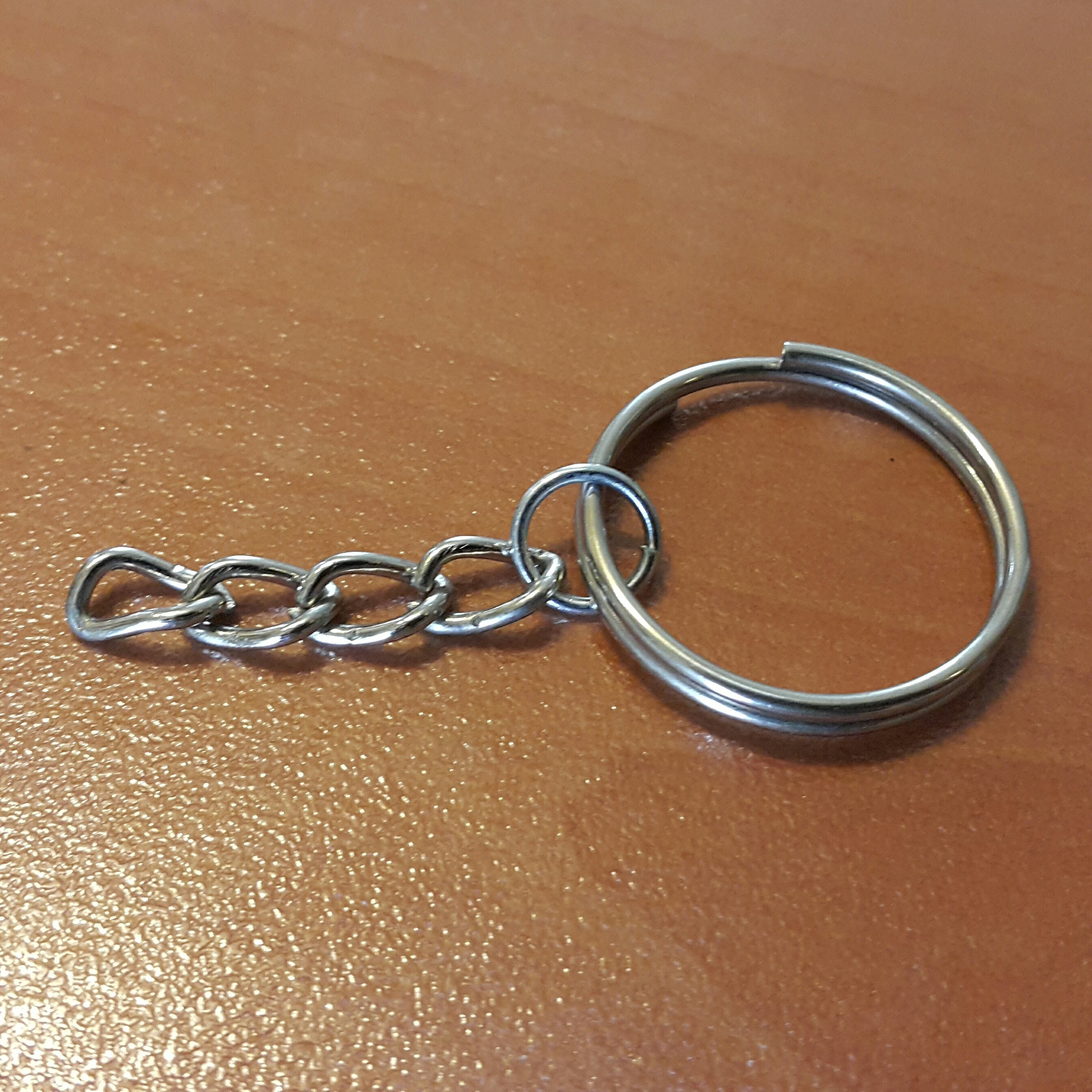 بسته 300 عددی حلقه جاکلیدی و جاسوئیچی با زنجیر ، عمده