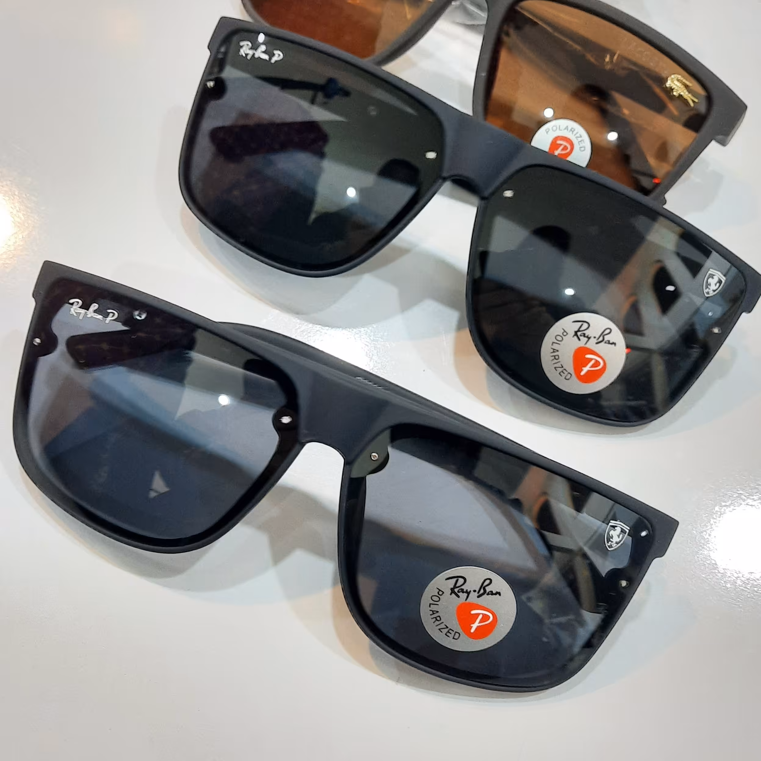 عینک دودی مردانه اسپرت اورجینال اصلی یووی و پلاریزه همراه با باکس ارسال رایگان سبک عالی