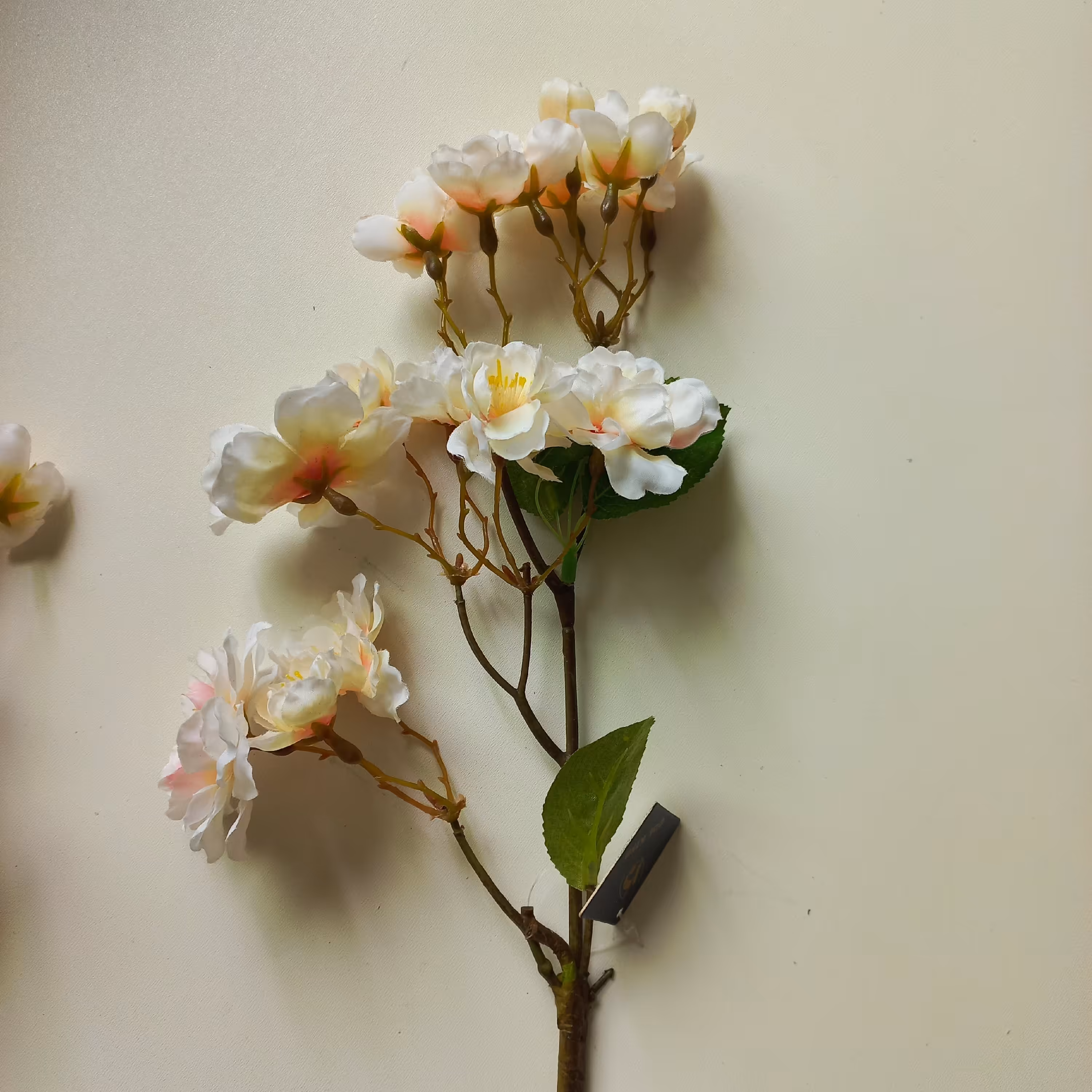 شکوفه مصنوعی شیری وارداتی  کد 1