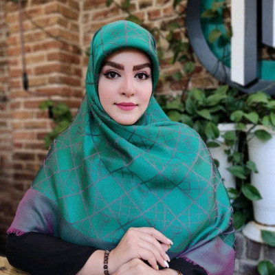 روسری نخ ابریشم ژاکارد دو رو لمه دار