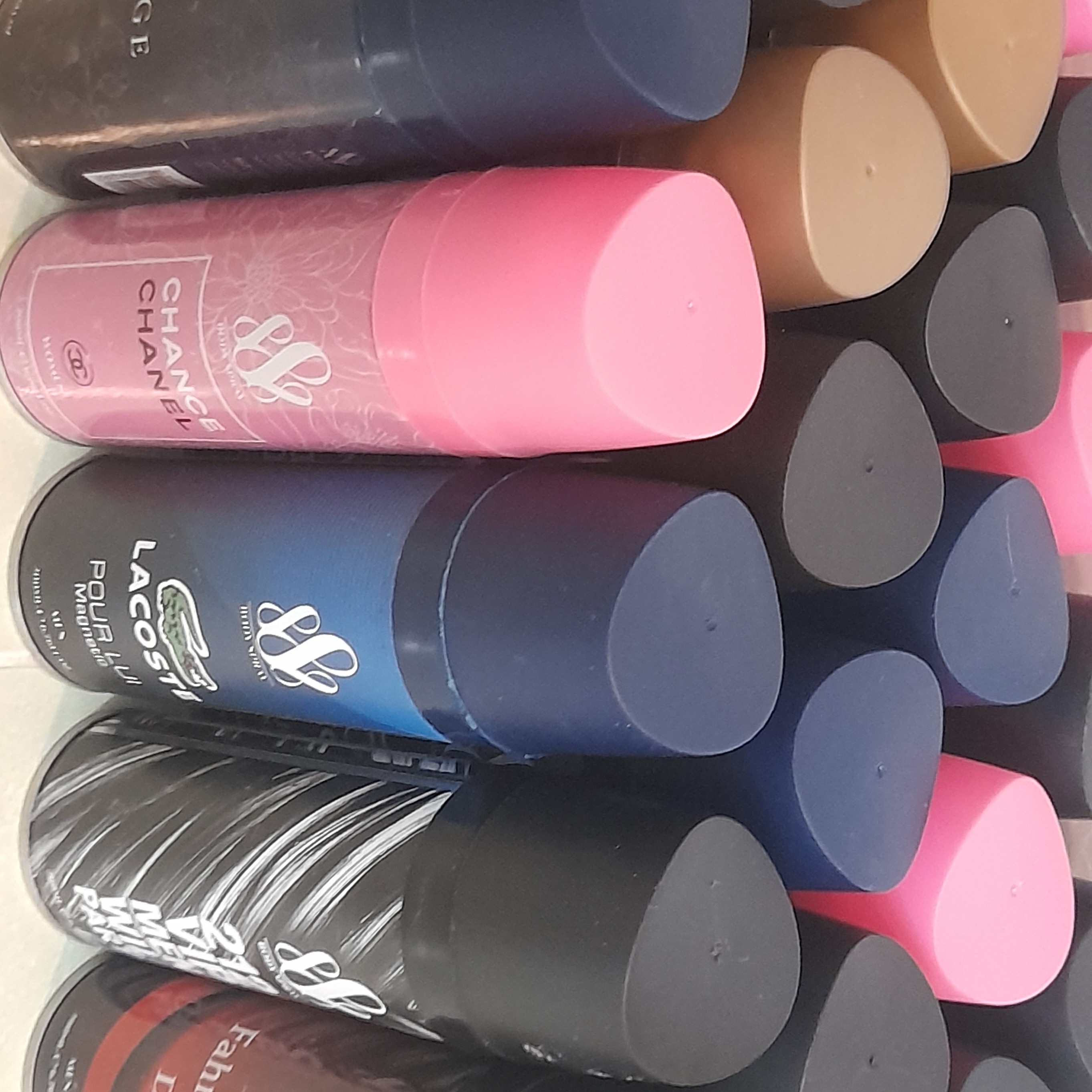 اسپری بدن 888