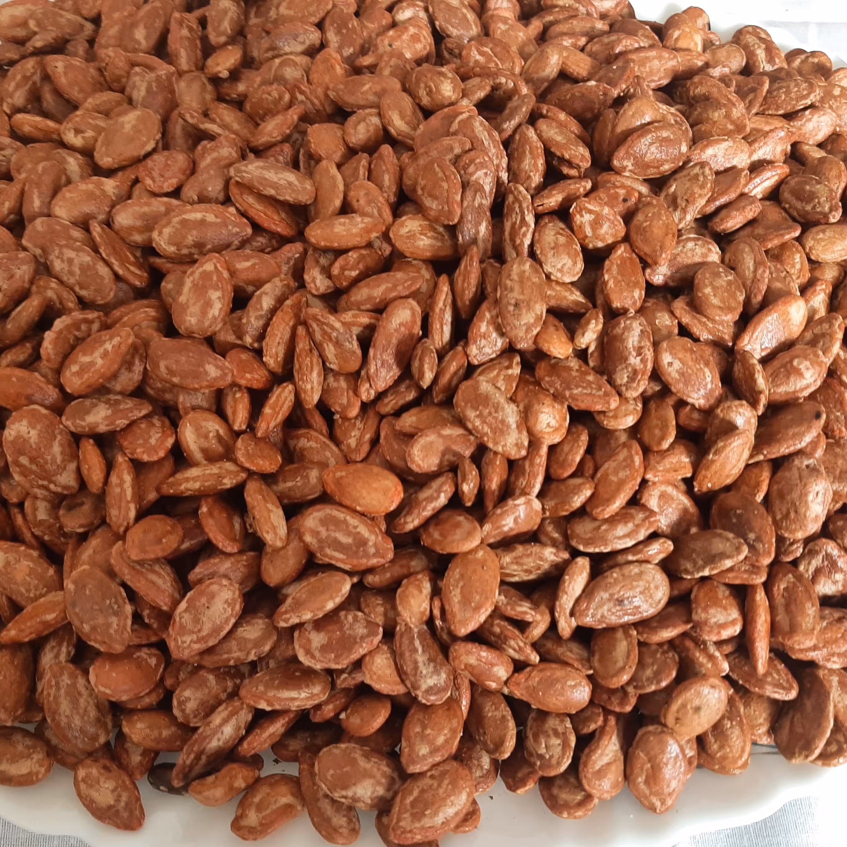 تخمه ژاپنی  اعلاء 500 گرمی (تضمین کیفیت)