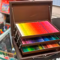 پلی کروم120رنگ فابرکاستل همراه جعبه اسانسوری