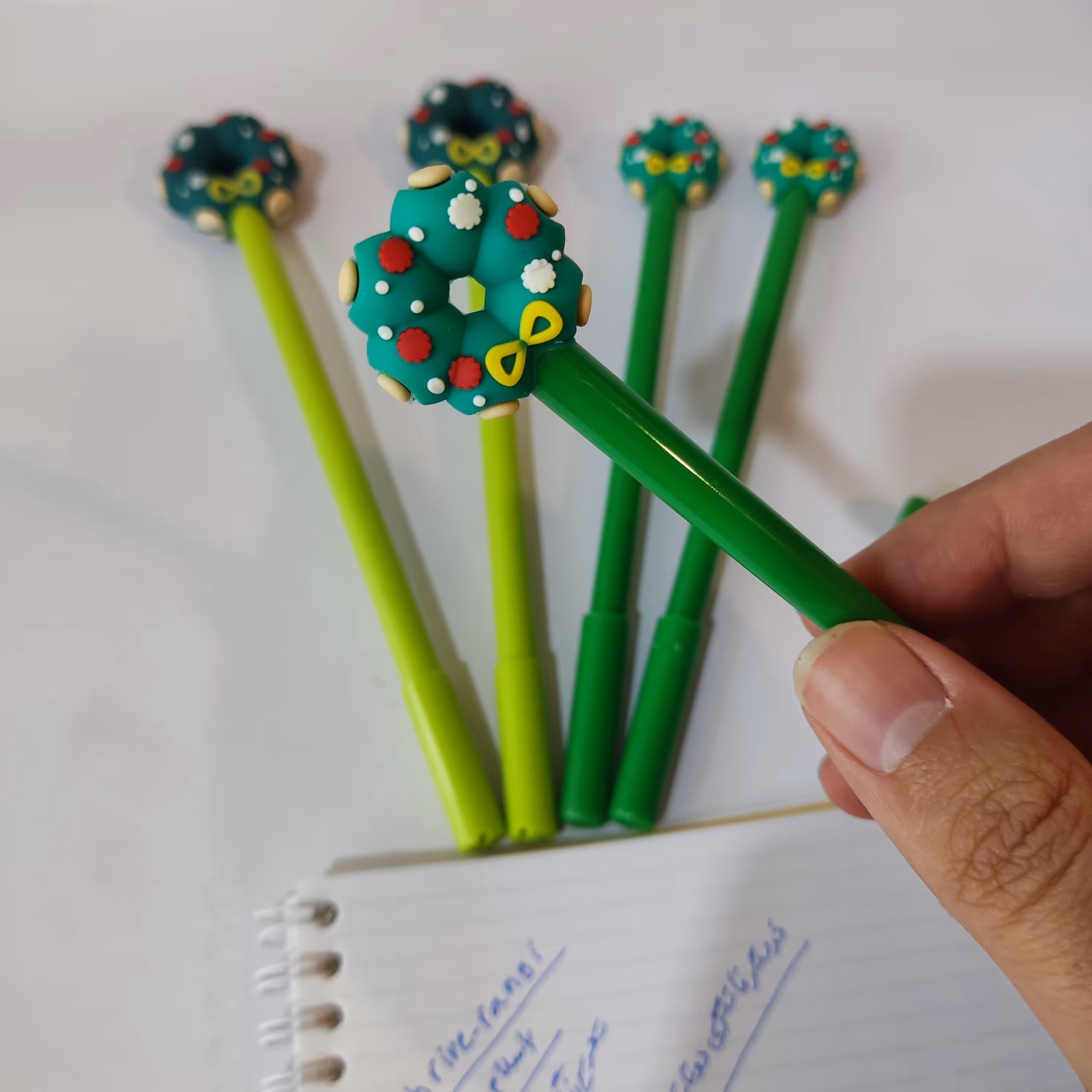  خودکار فانتزی دوناتی طرح درخت کرییسمس(مناسب برای جوایز)