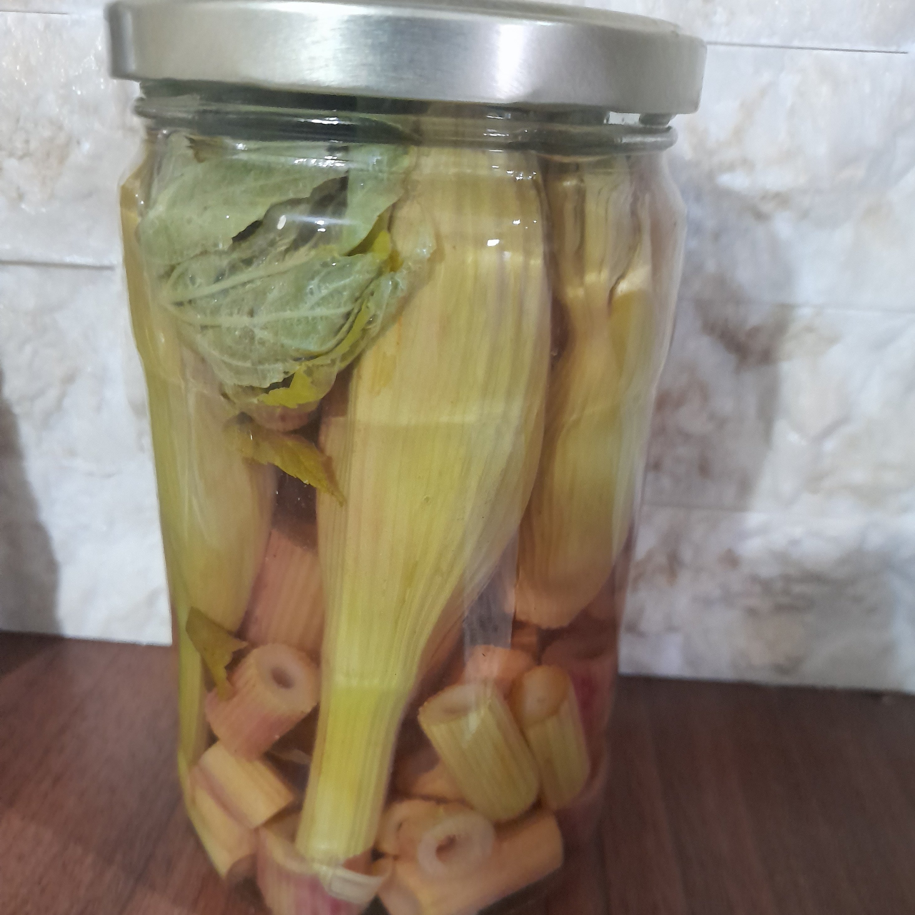 ترشی گلپر کوهی 700 گرمی( مخلوط ساقه و گل)