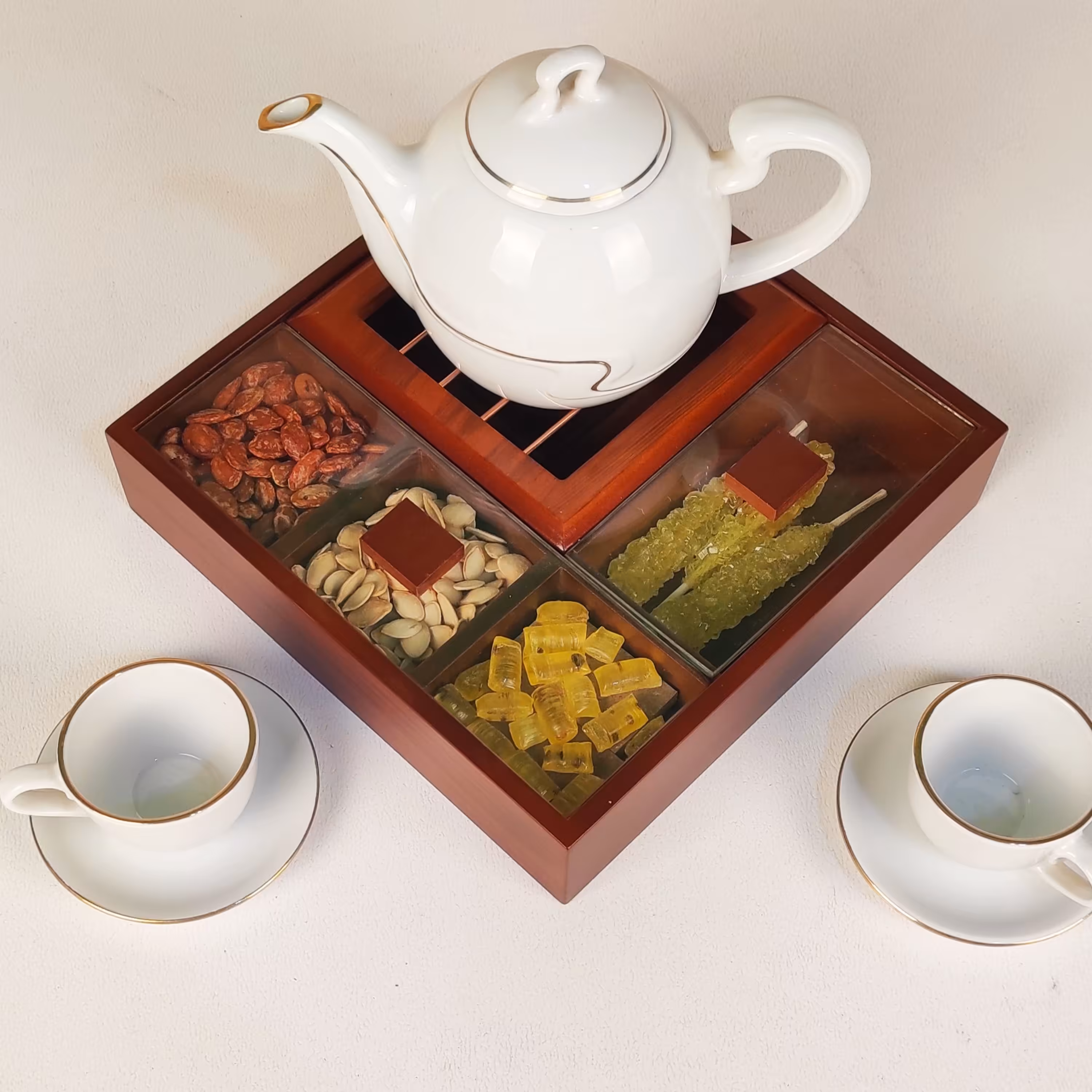 جعبه چای کیسه ای رنگ عسلی پس کرایه