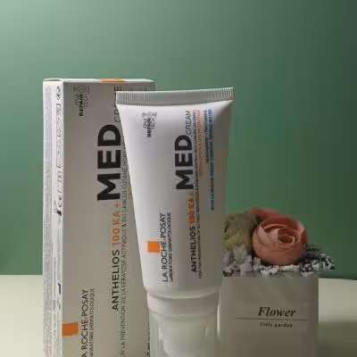 کرم ضد آفتاب ترمیم کننده med لاروش پوزای La roche posay