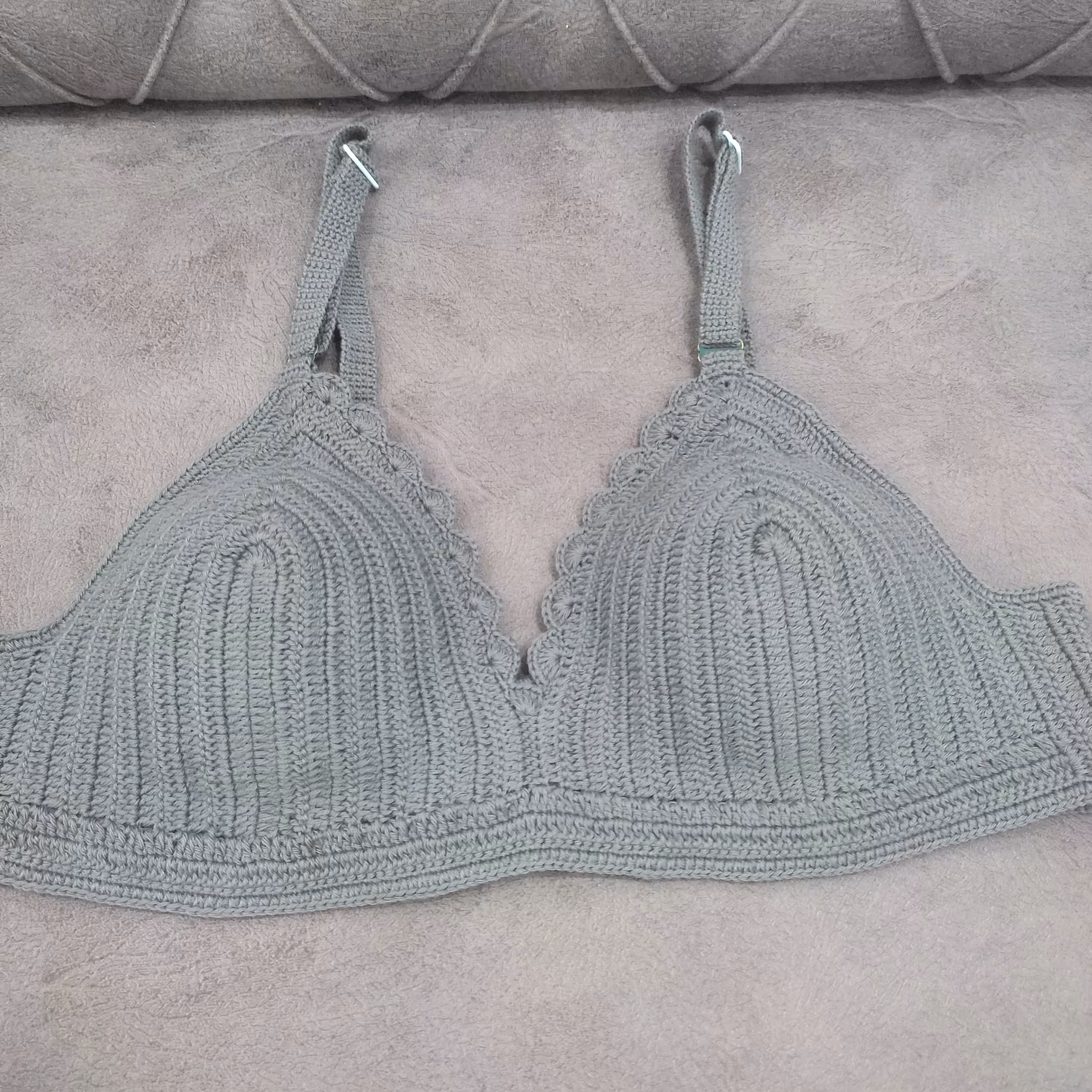 سوتین بافتنی پشت قرن دار بند قابل بلند کوتاه شدن 