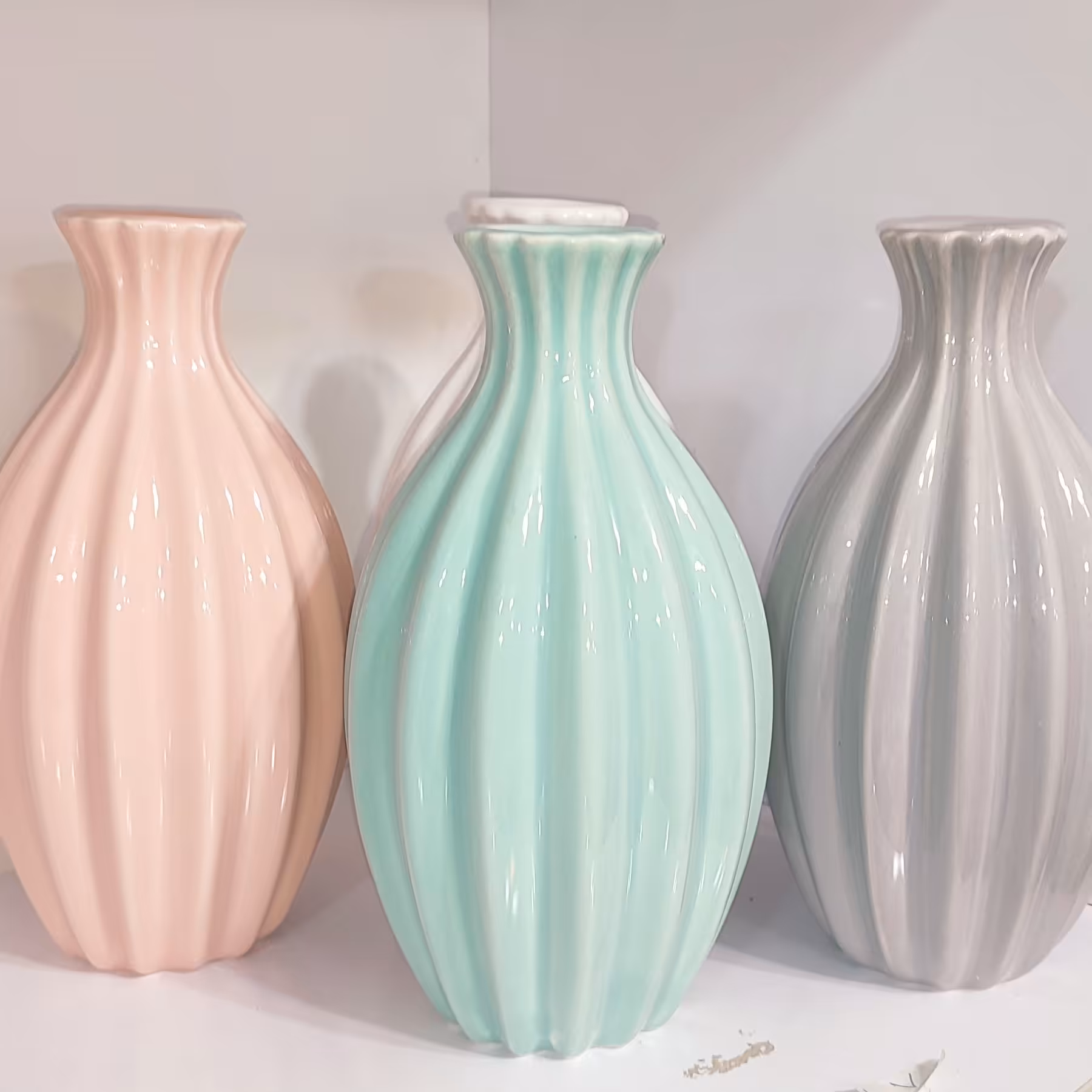 گلدان سرامیکی کد 117 مناسب برای گلهای مصنوعی