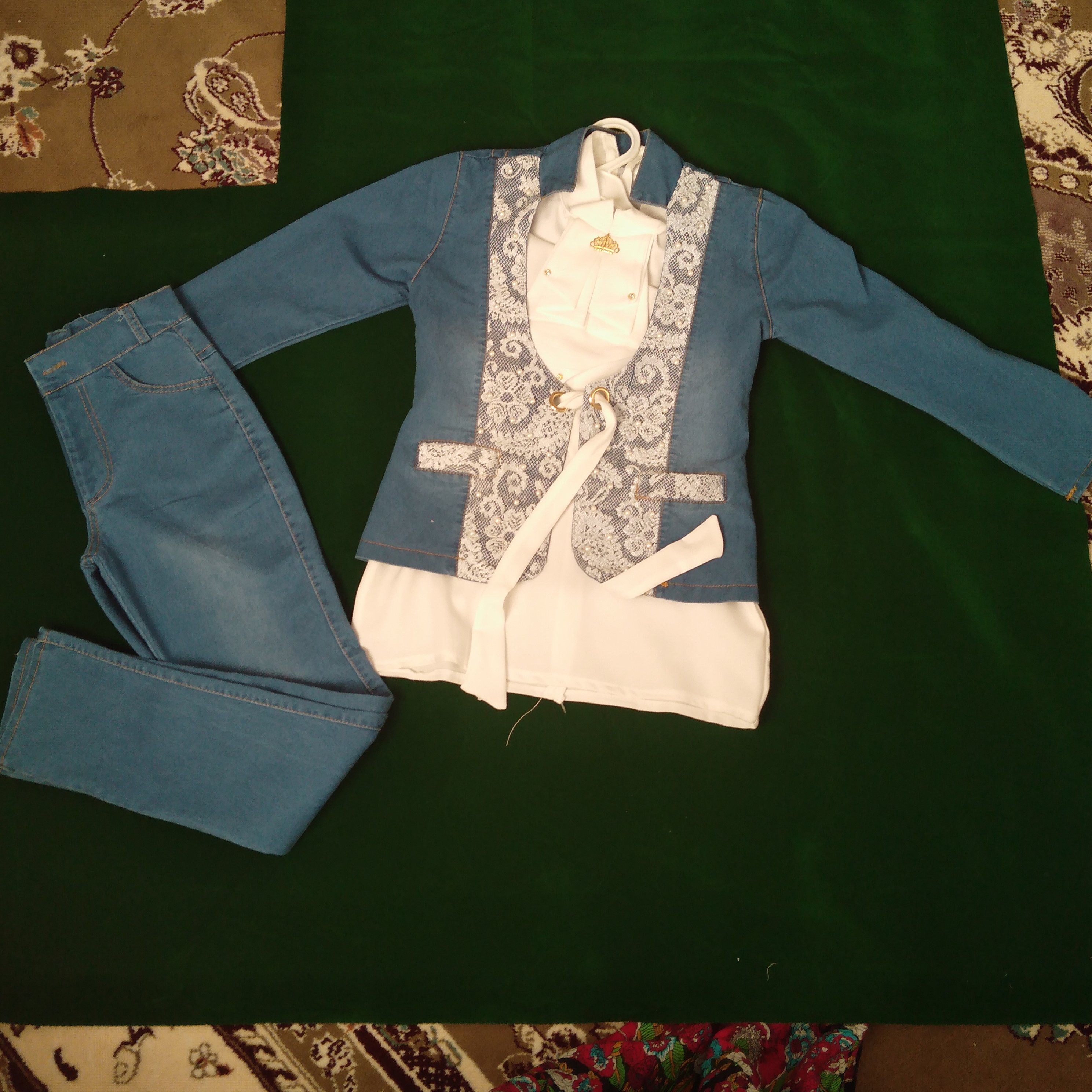 سه تیکه لی مرواریدی