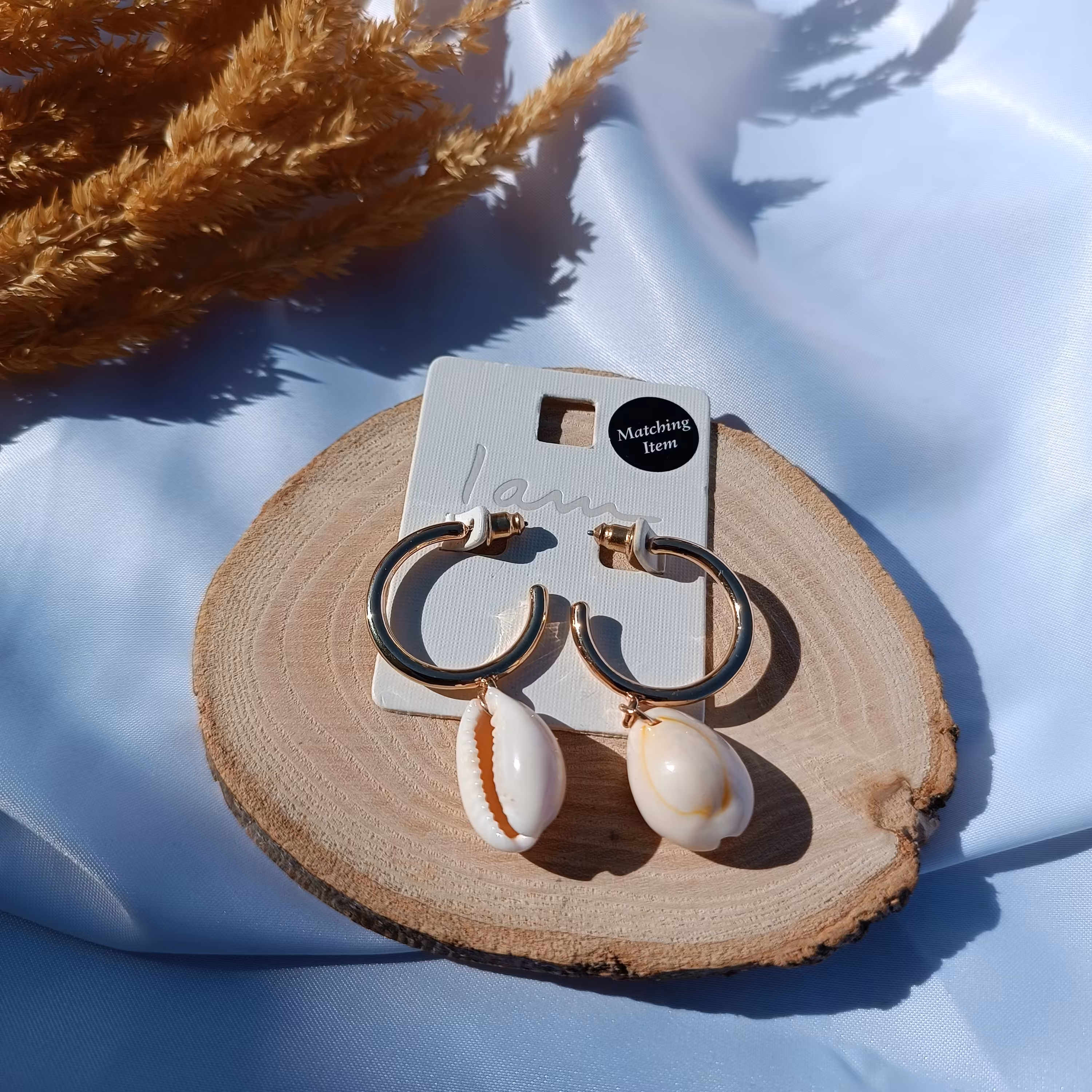 گوشواره ی میخی صدفدار