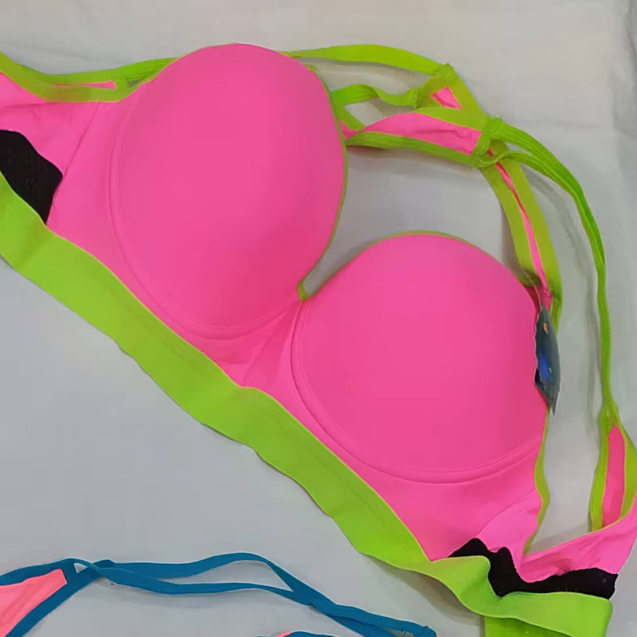 سوتین اسفنجی خارجی زنانه و دخترانه پشت ضربدری سایز 75 سایر خارجی 44 بدون جک