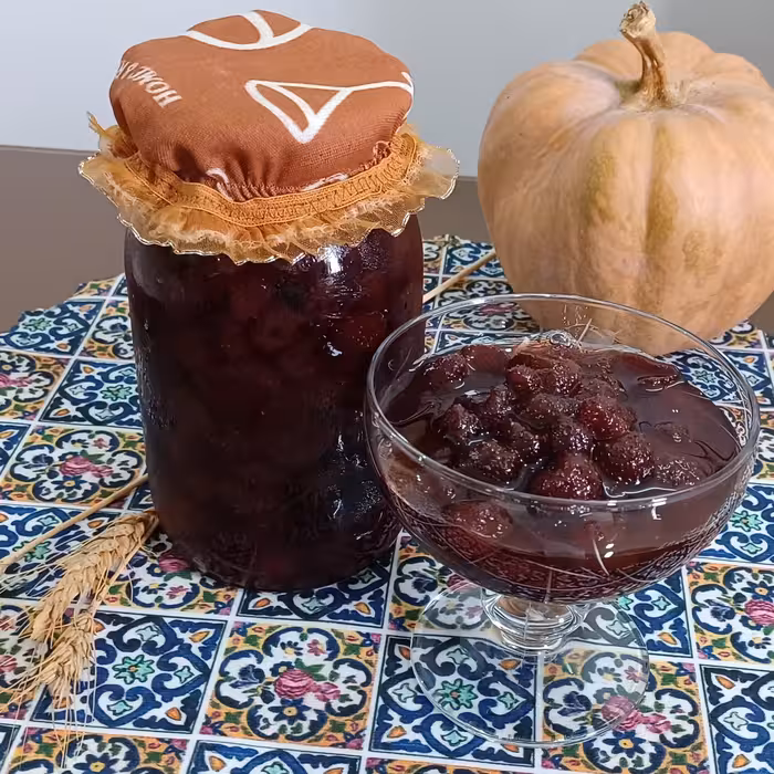 مربای توت فرنگی  خانگی  خوشمزه و طبیعی  ( 500گرمی )