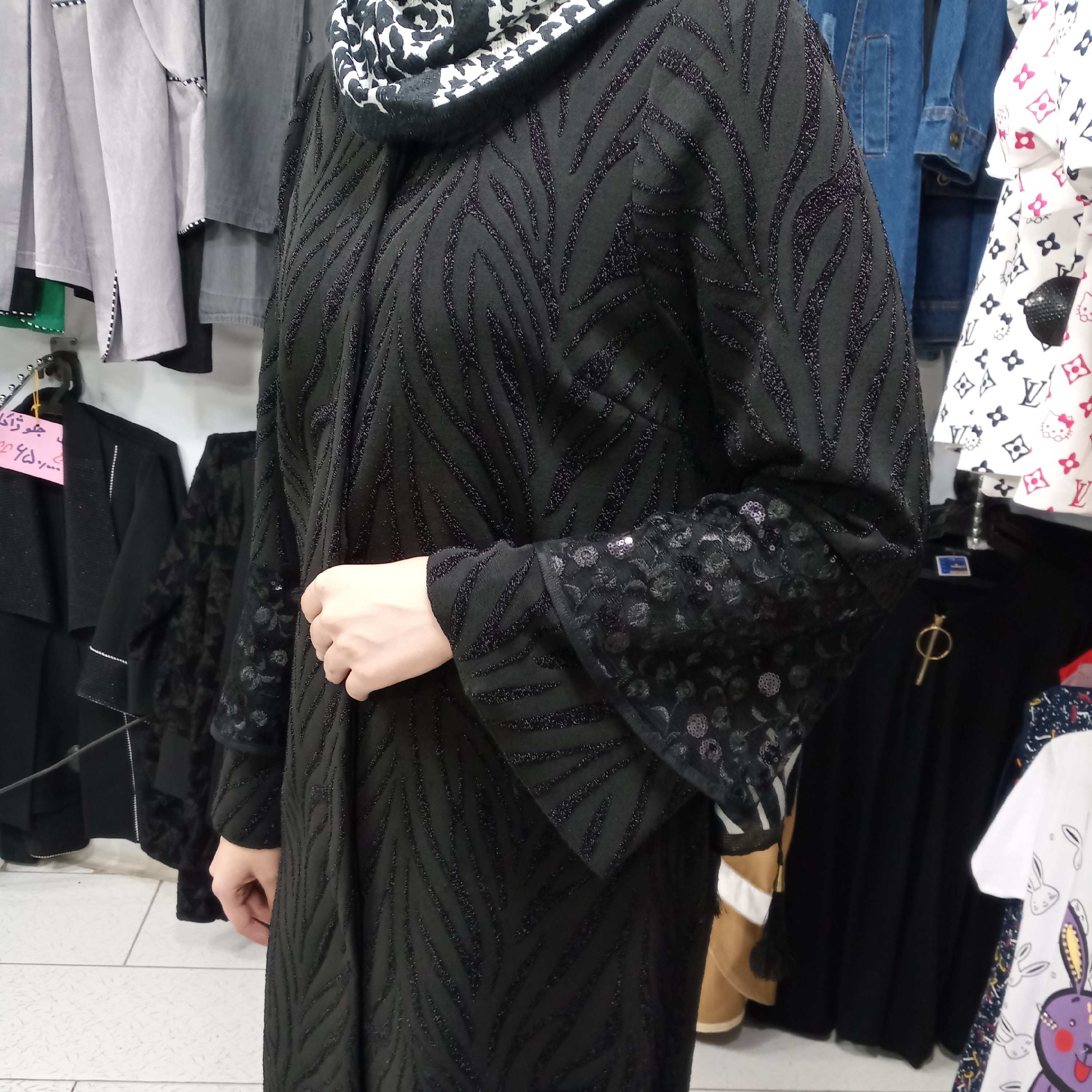 مانتو  فکورا  زنانه