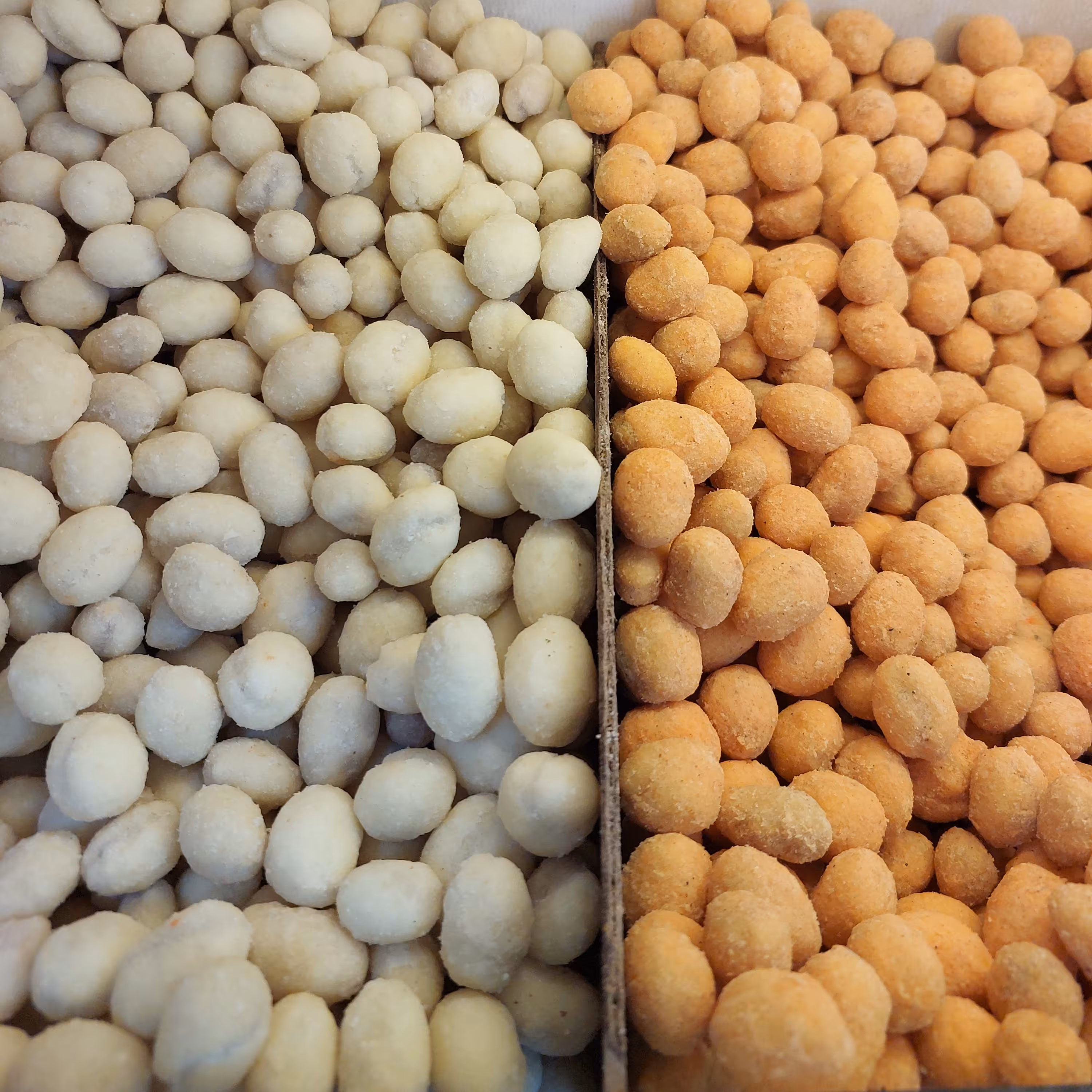 بادام زمینی روکشدار